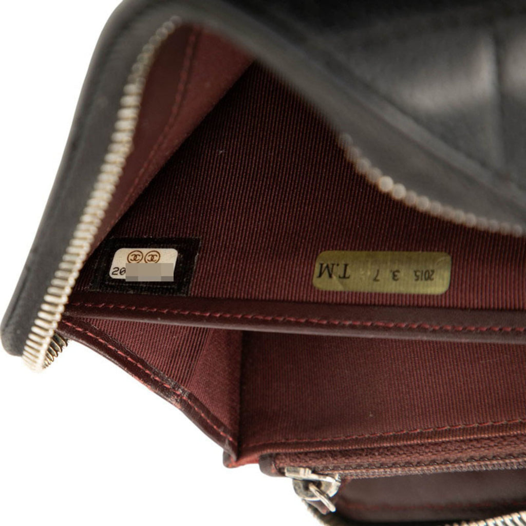 Chanel Black Grained Calfskin Long Wallet (Bi-Fold) (Pre-Owned)