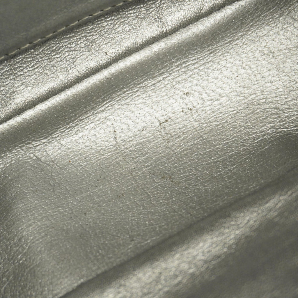 Chanel Black Grained Calfskin Shoulder Bag (Pre-Owned)