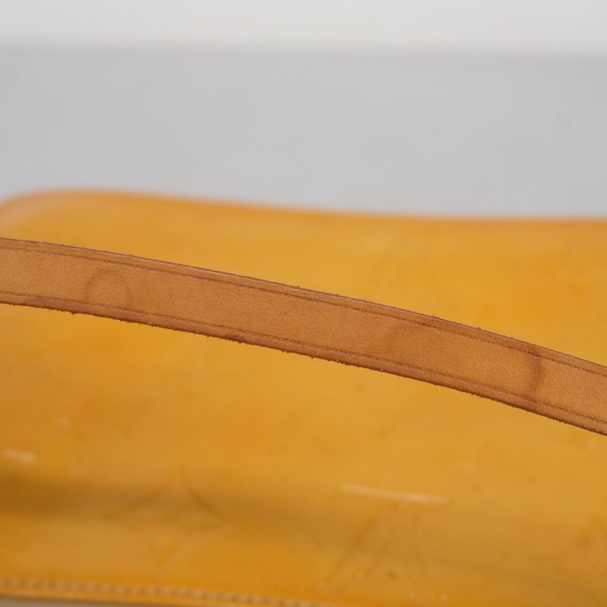 Louis Vuitton Beige Pouch (Pre-Owned)