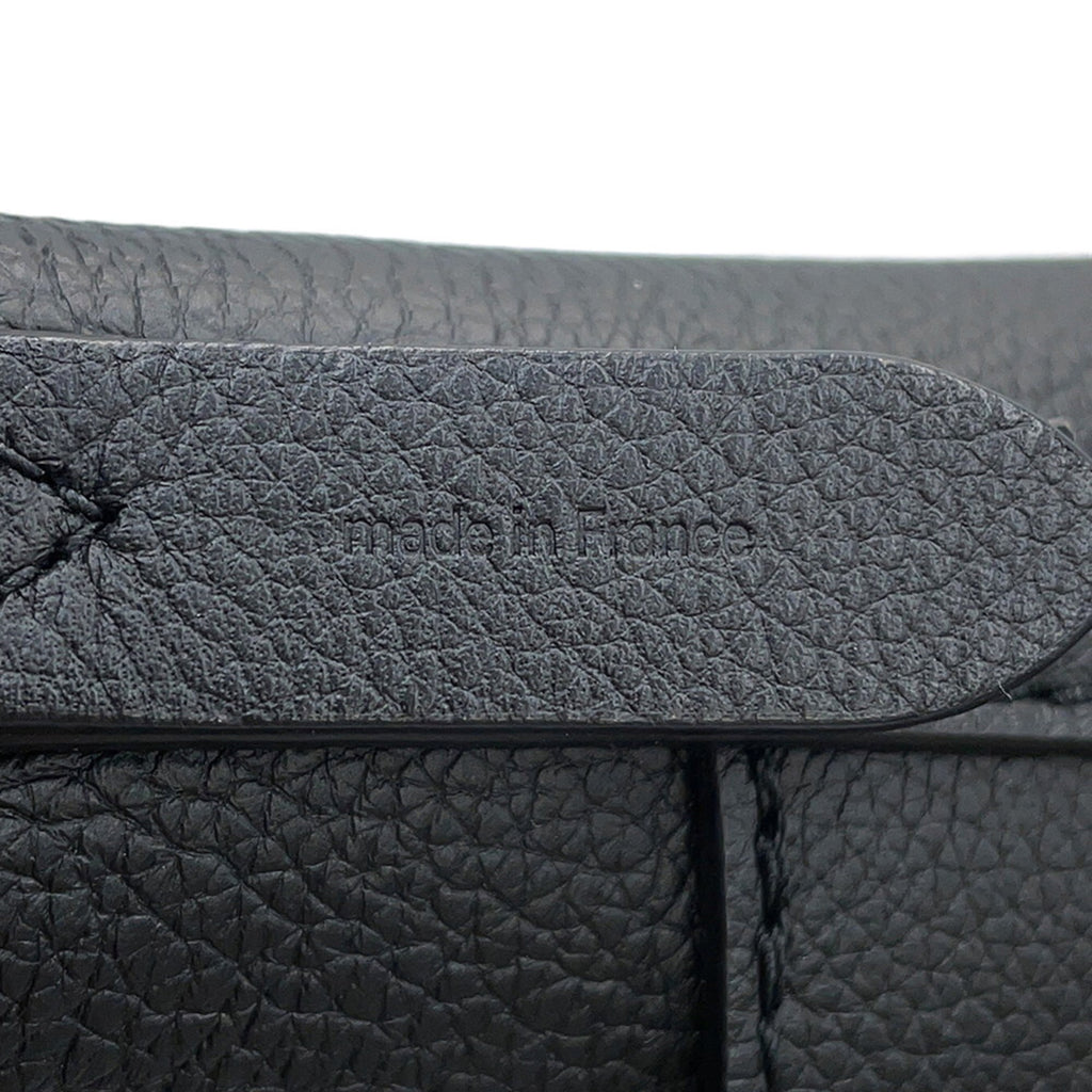 Louis Vuitton Black Noir Shoulder Bag (Pre-Owned)