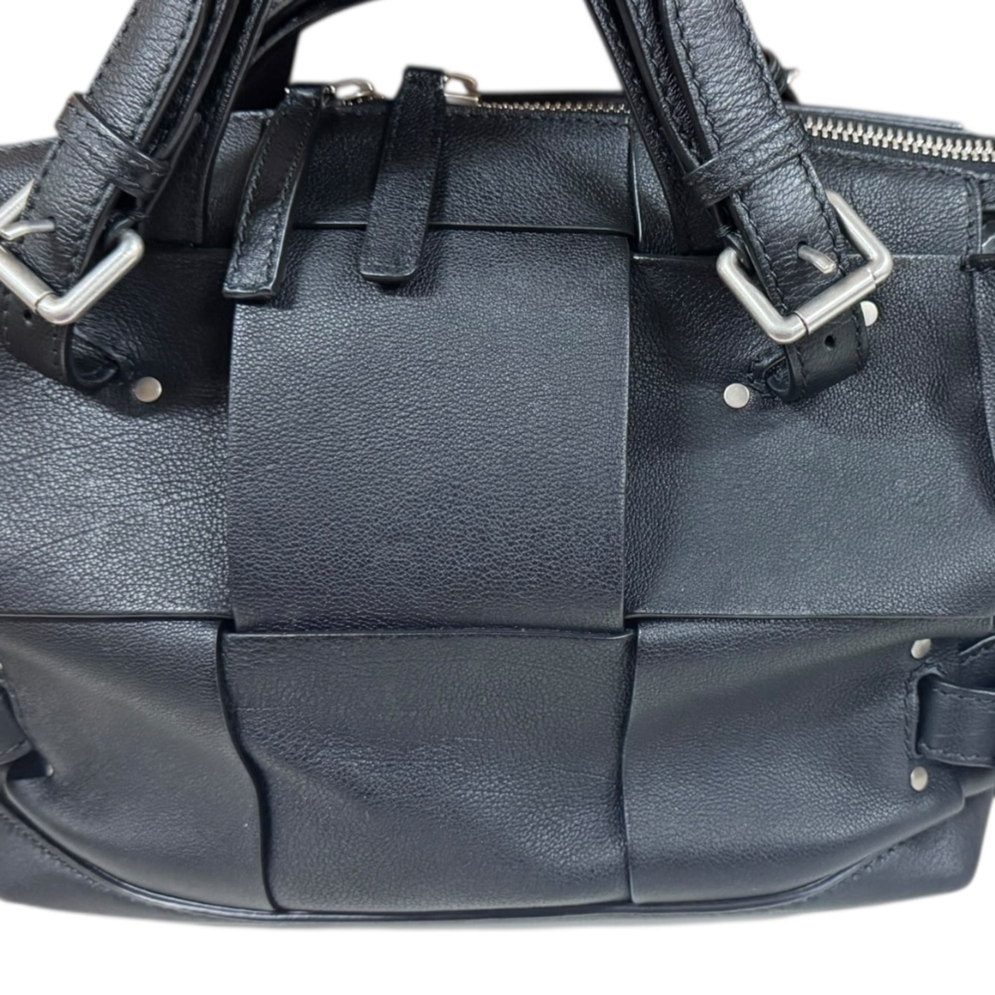 Bottega Veneta Intrecciato Black Intrecciato Shoulder Bag (Pre-Owned)