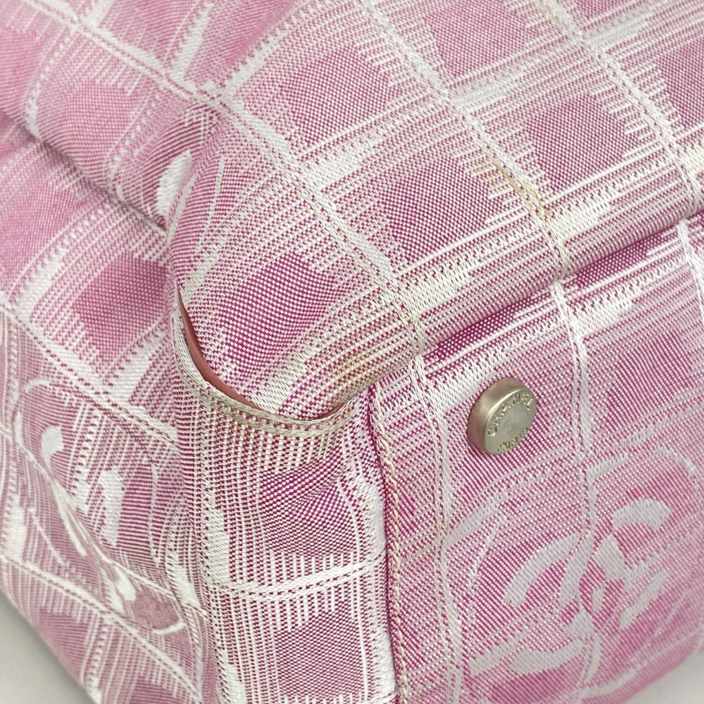 Chanel Pink Nylon Tote Bag (Pre-Owned)