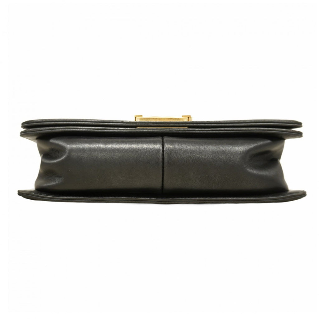 Chanel Black Leather Shoulder Bag (Pre-Owned)
