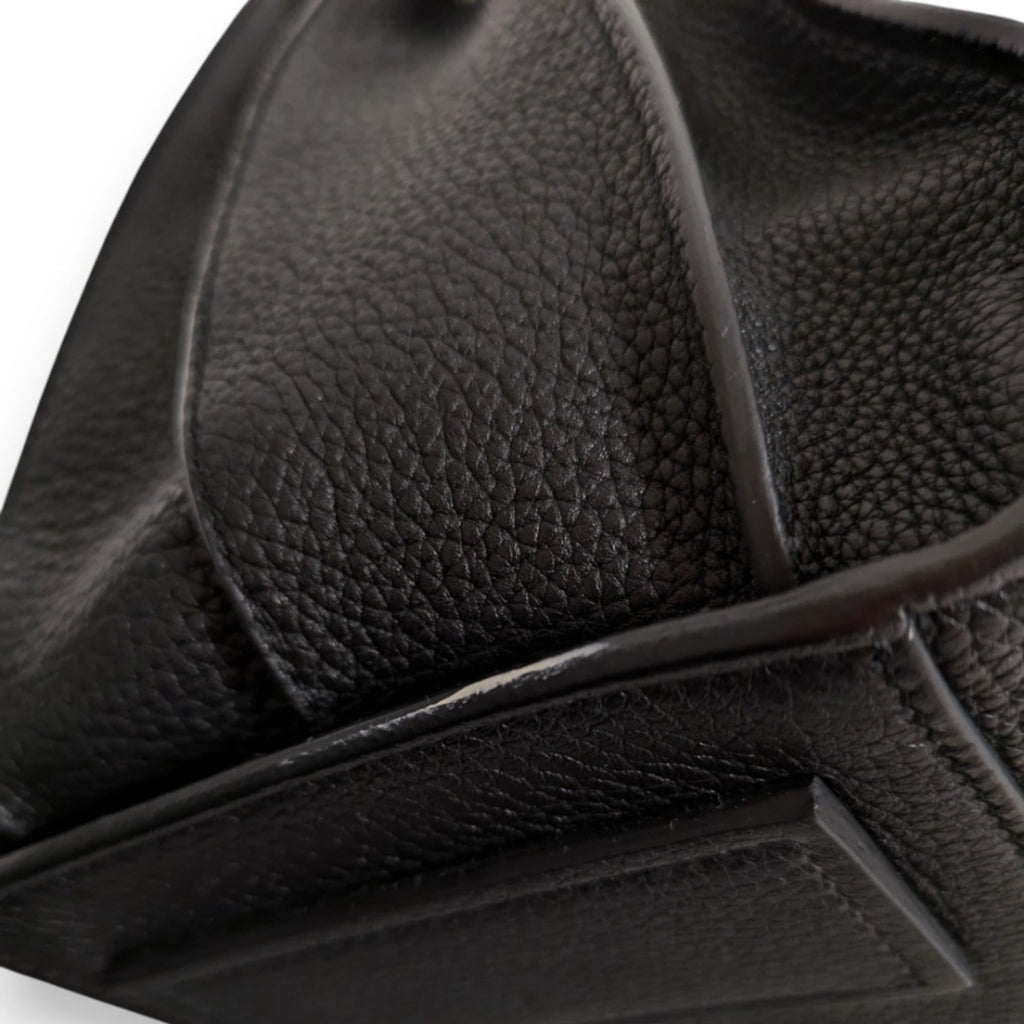 Yves Saint Laurent Black Handbag Shoulder Bag (Pre-Owned)