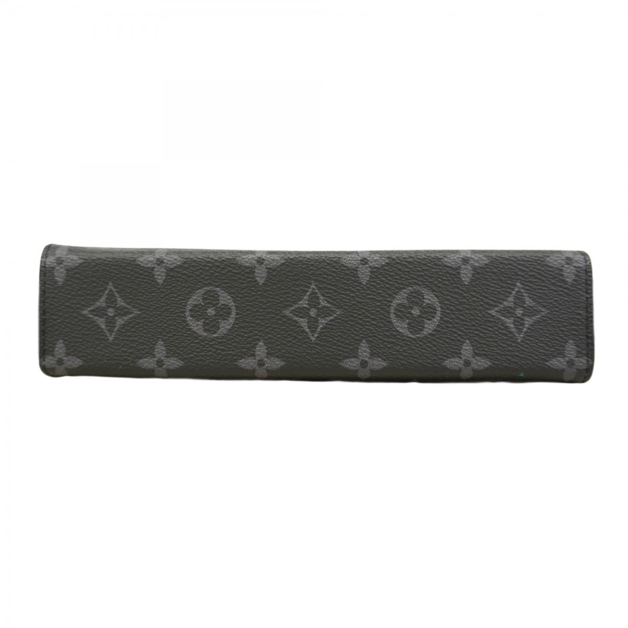Louis Vuitton Black Shoulder Bag (Pre-Owned)