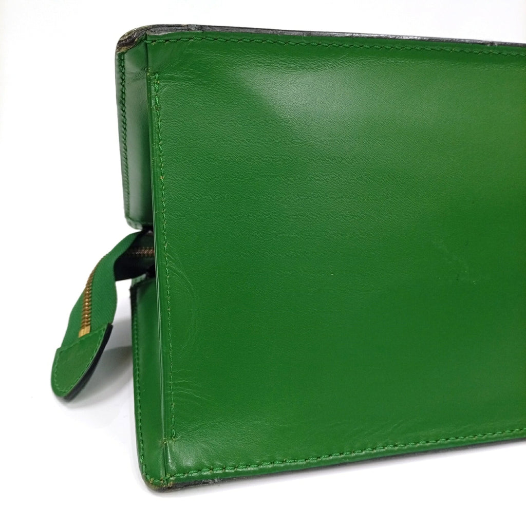 Louis Vuitton Borneo Green Green Epi Leather Handbag (Pre-Owned)