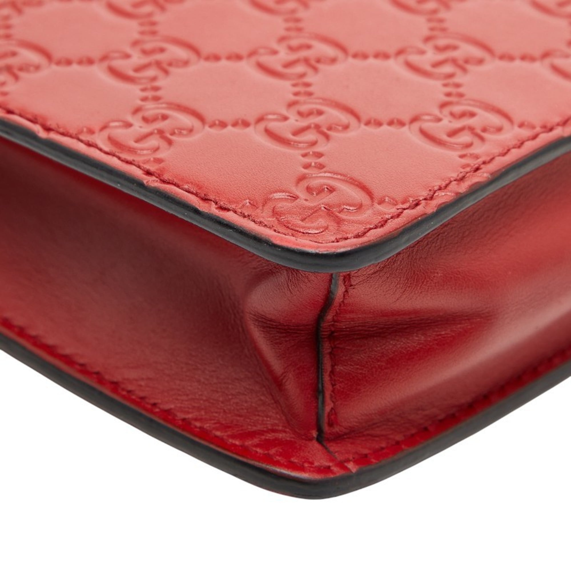 Gucci Red Color Leather Clutch Bag (Pre-Owned)