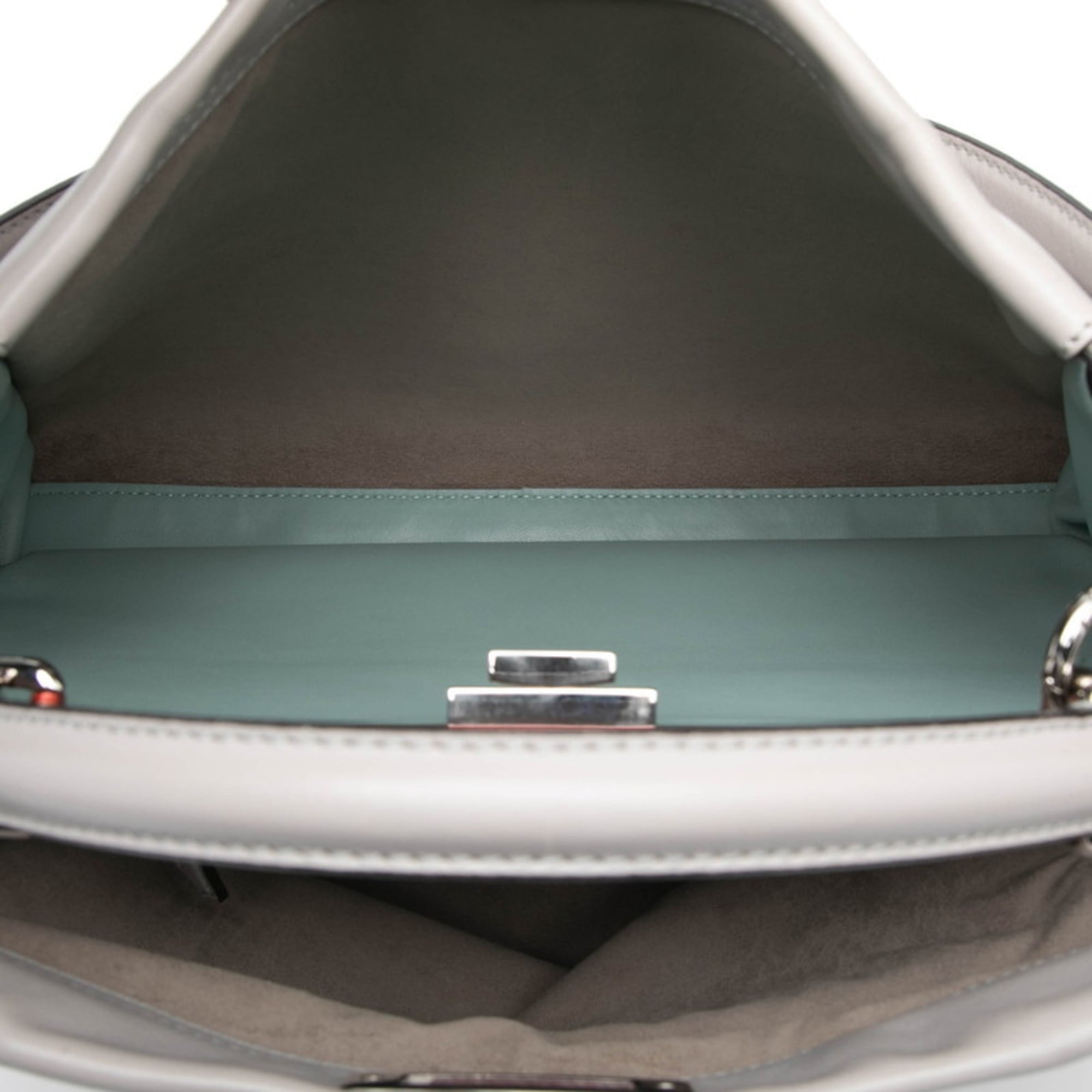 Fendi Gray Leather Handbag Shoulder Bag (Pre-Owned)