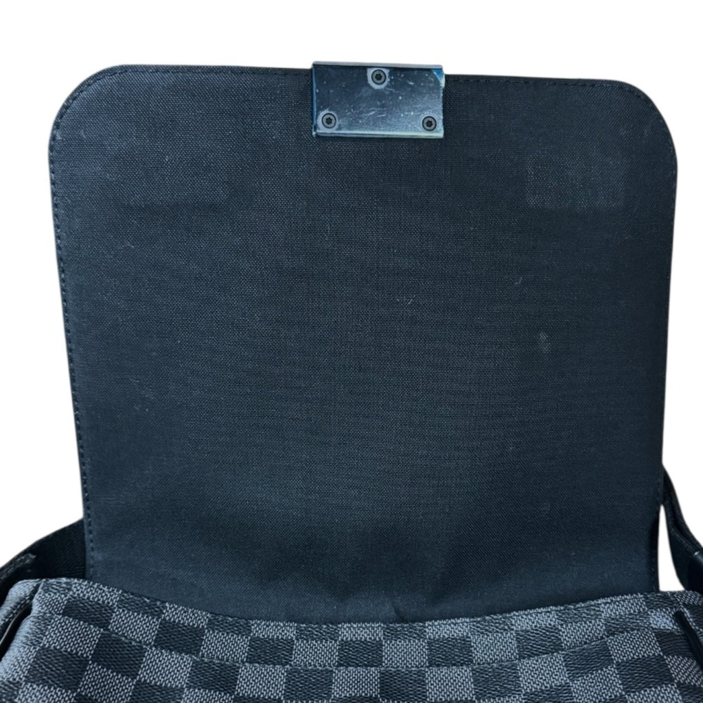 Louis Vuitton Black Gray Damier Graphite Shoulder Bag (Pre-Owned)