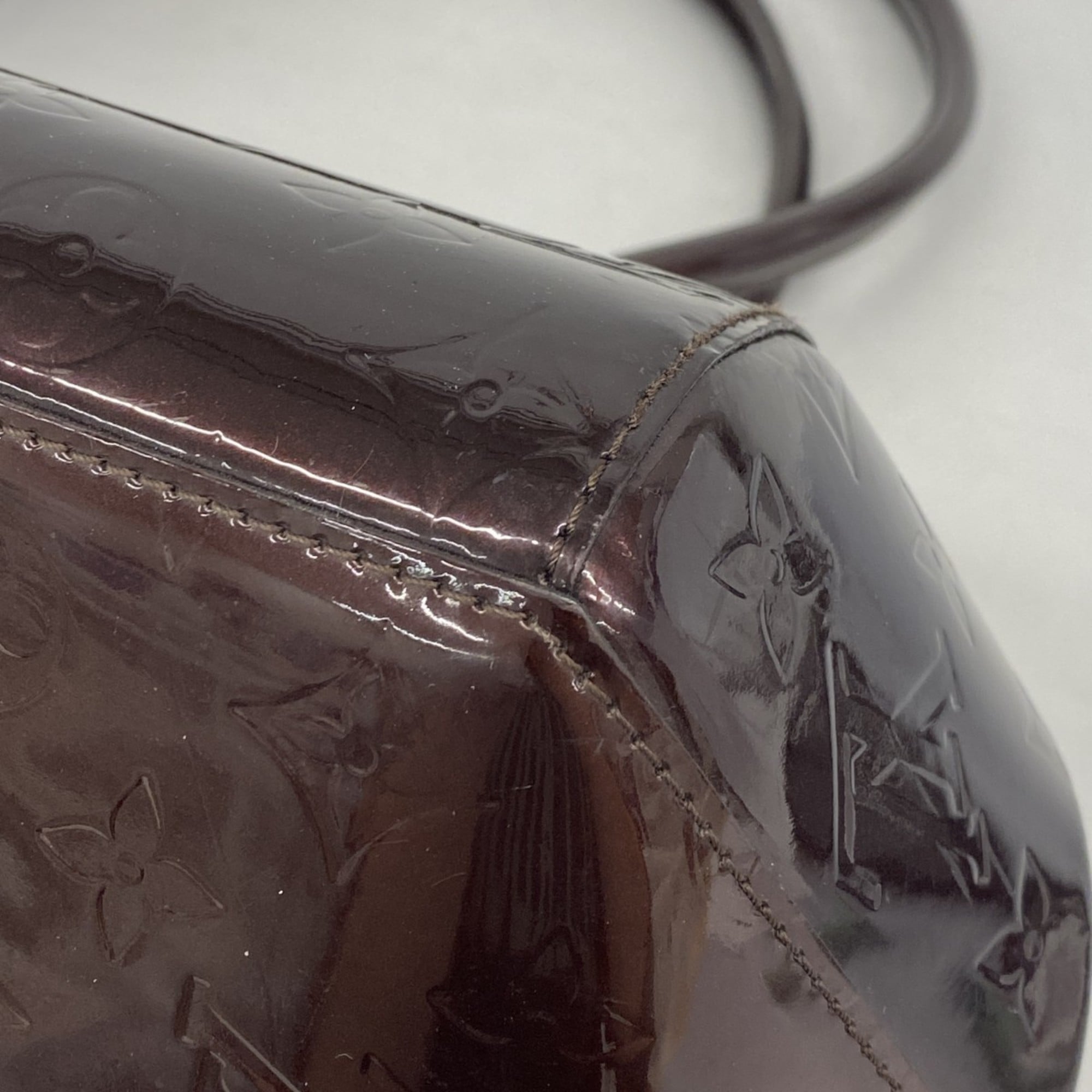 Louis Vuitton Amarante Handbag (Pre-Owned)