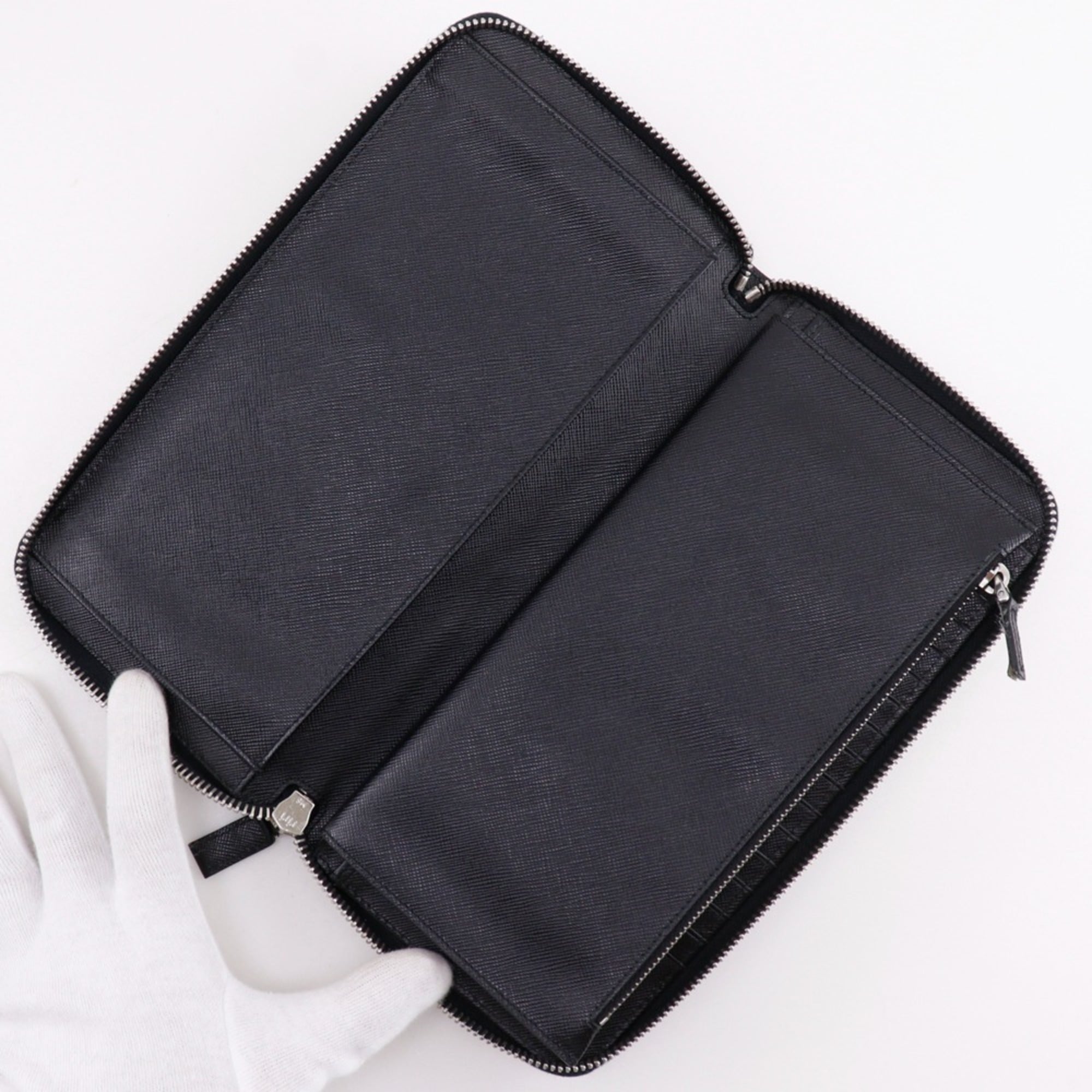 Prada Saffiano Black Saffiano Long Wallet (Bi-Fold) (Pre-Owned)