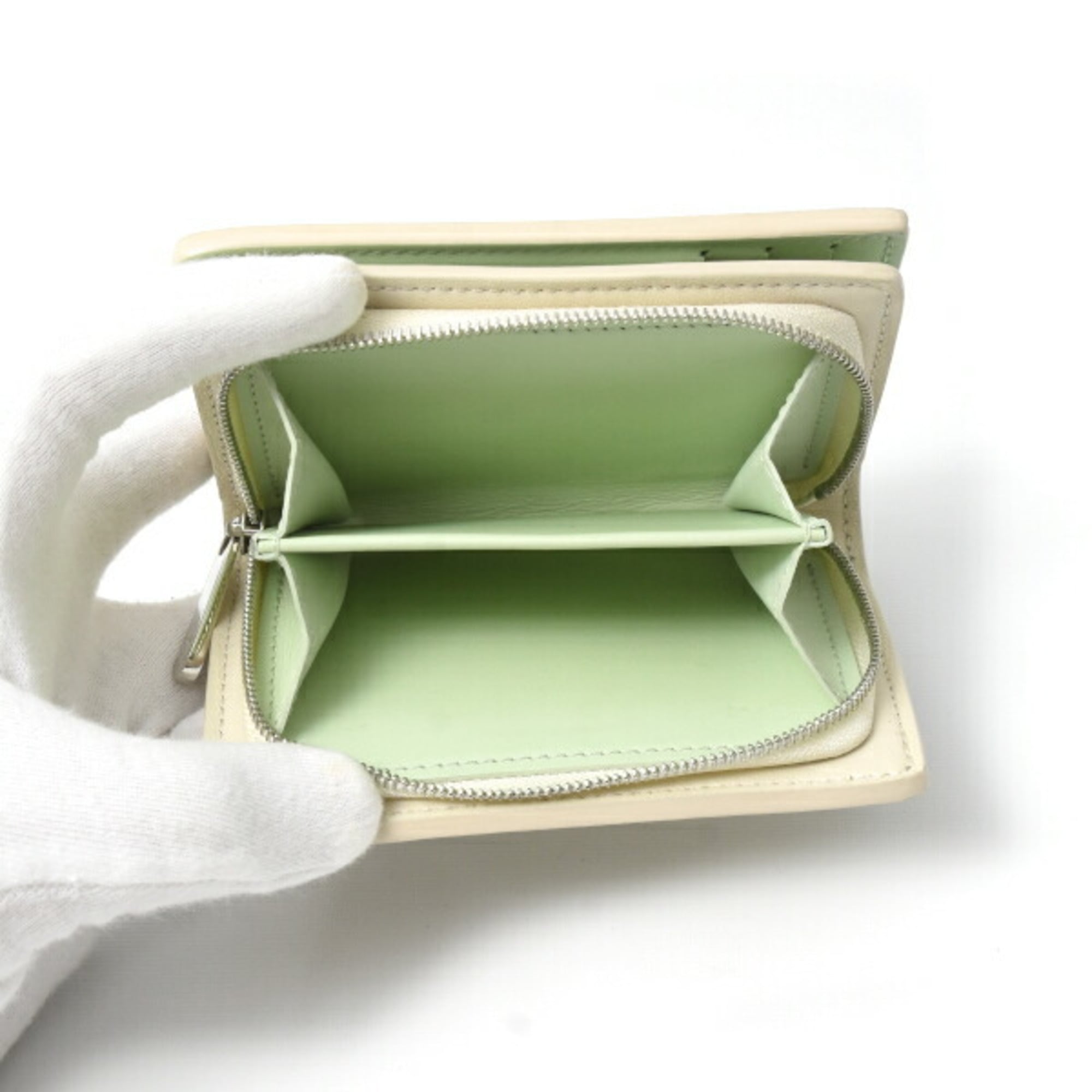 Louis Vuitton Beige Green Mahina Leather Wallet (Bi-Fold) (Pre-Owned)