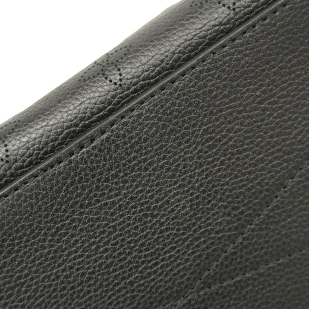 Louis Vuitton Noir Handbag (Pre-Owned)