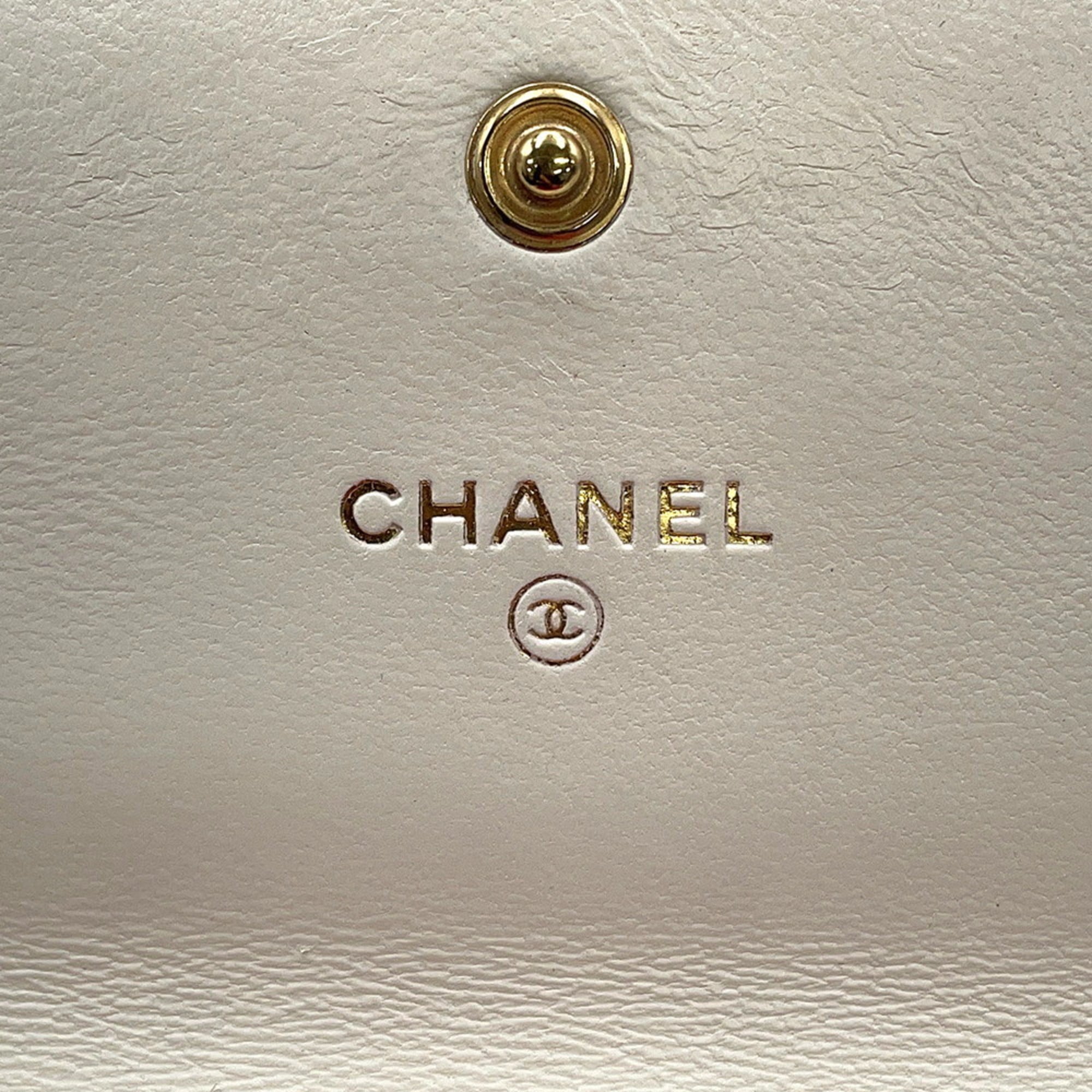 Chanel White Leather Chain/Shoulder Wallet (Pre-Owned)