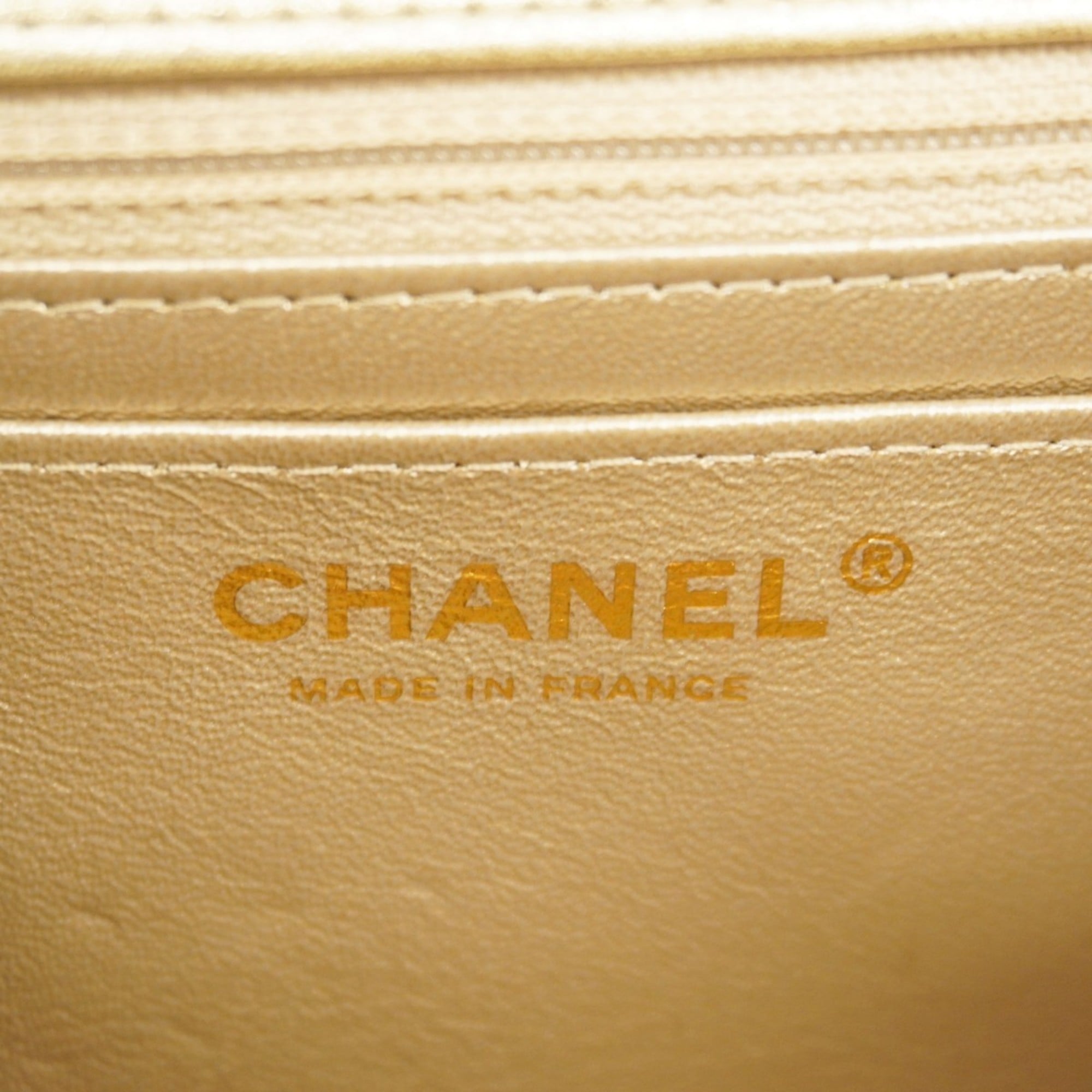 Chanel Gold Leather Shoulder Bag (Pre-Owned)