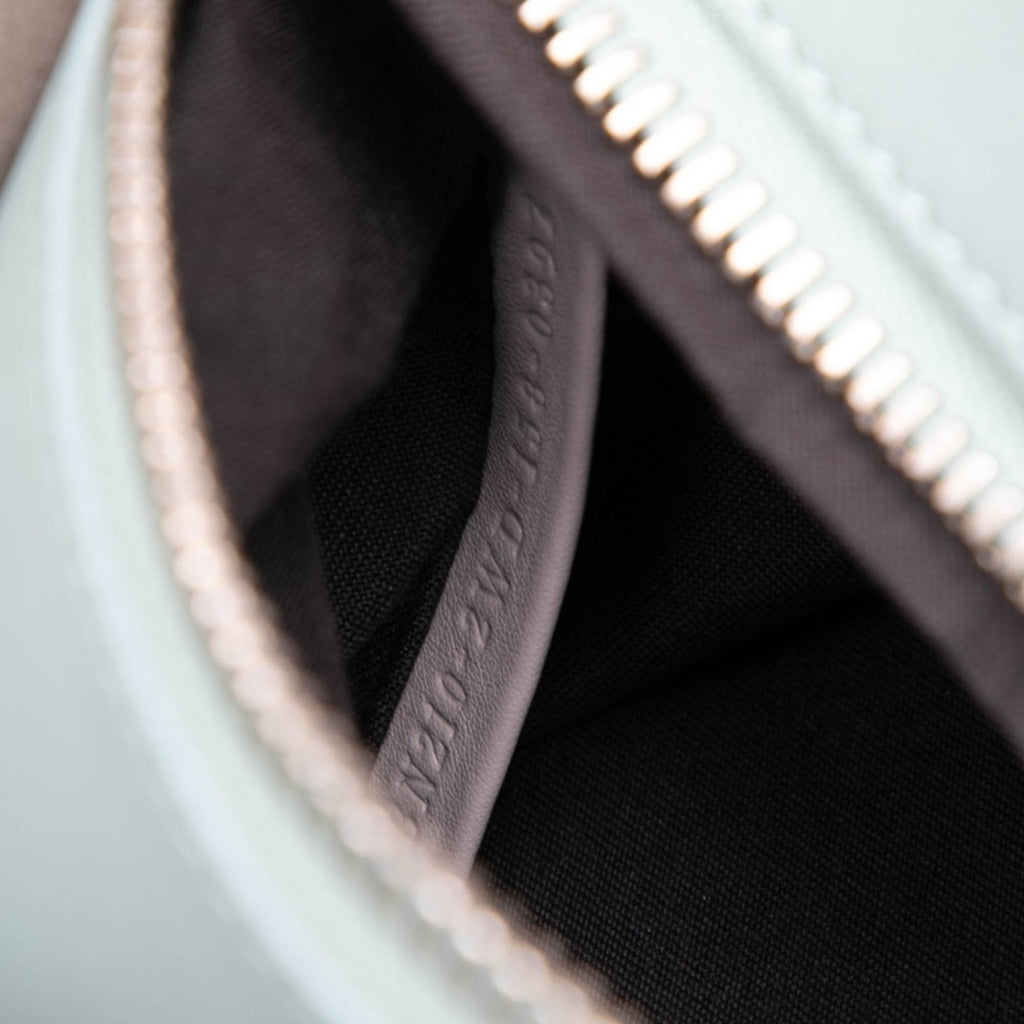 Fendi Gray Leather Handbag Shoulder Bag (Pre-Owned)