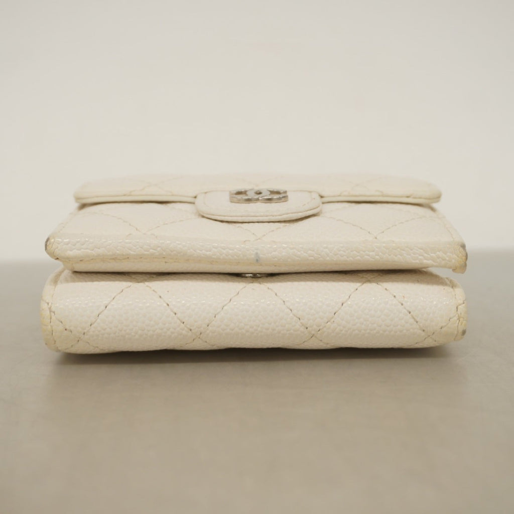 Chanel White Grained Calfskin Wallet (Tri-Fold) (Pre-Owned)