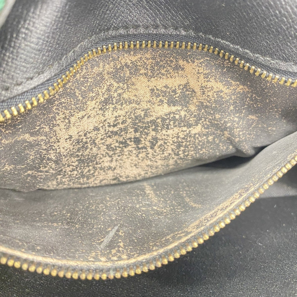 Louis Vuitton Borneo Green Shoulder Bag (Pre-Owned)
