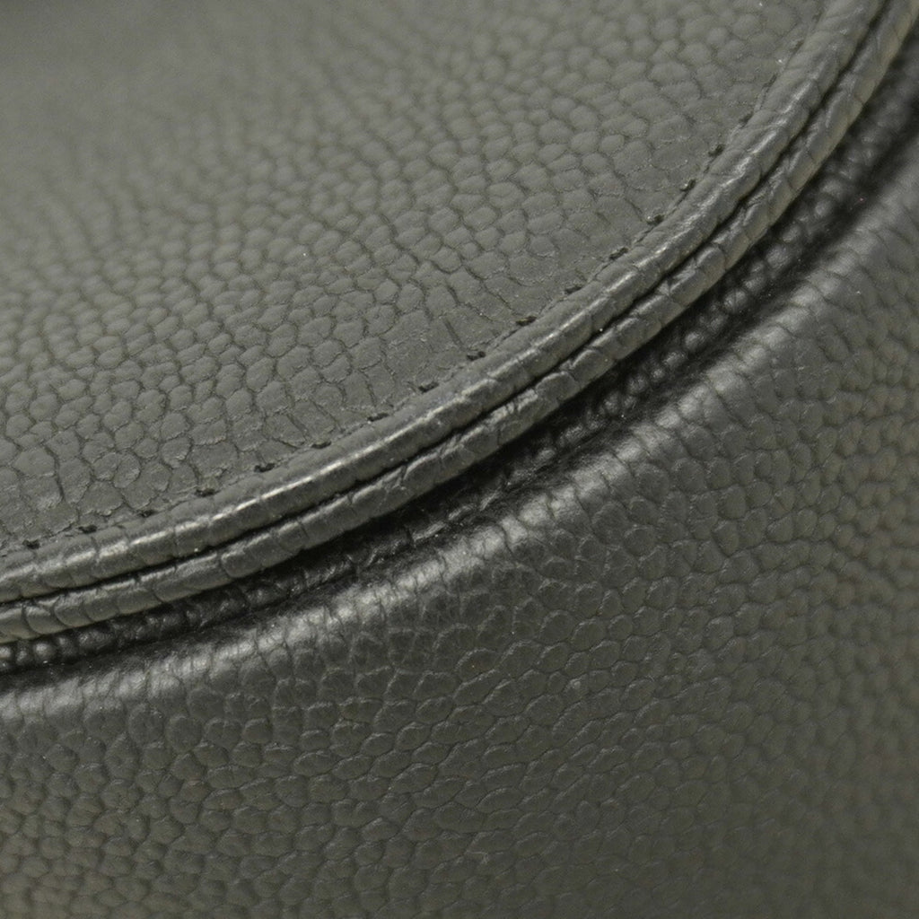 Chanel Black Grained Calfskin Handbag (Pre-Owned)