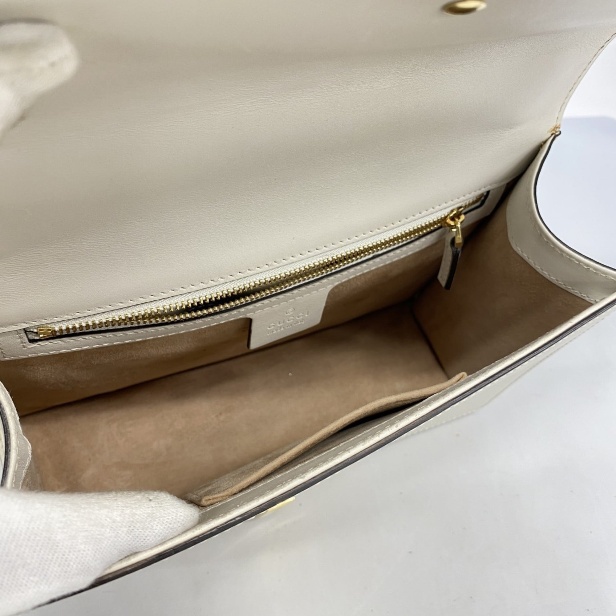 Gucci Ivory Leather Handbag (Pre-Owned)