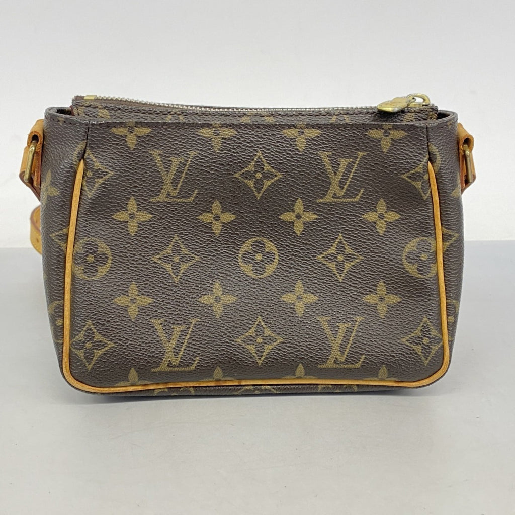 Louis Vuitton Brown Shoulder Bag (Pre-Owned)