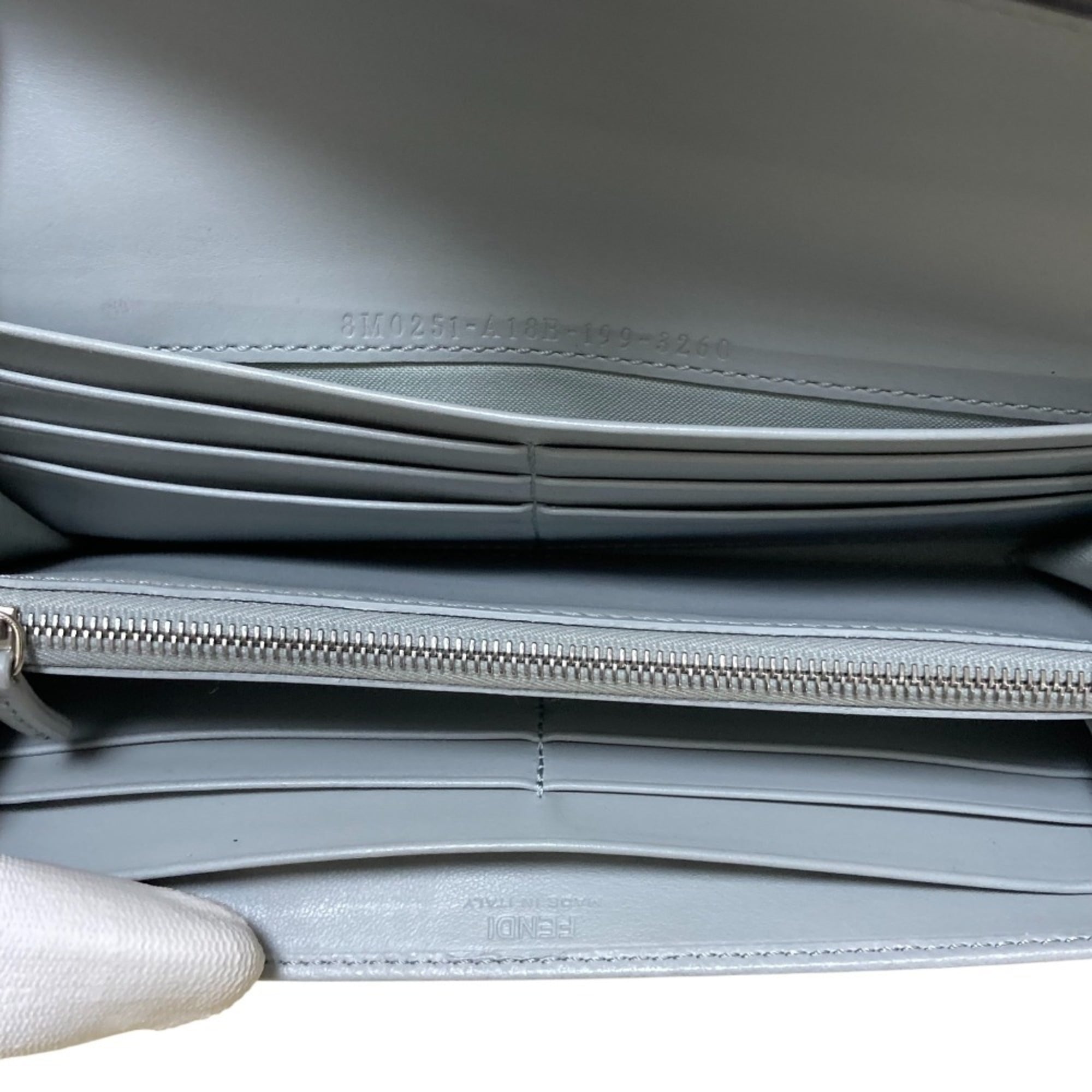 Fendi Light Gray Long Wallet (Bi-Fold) (Pre-Owned)