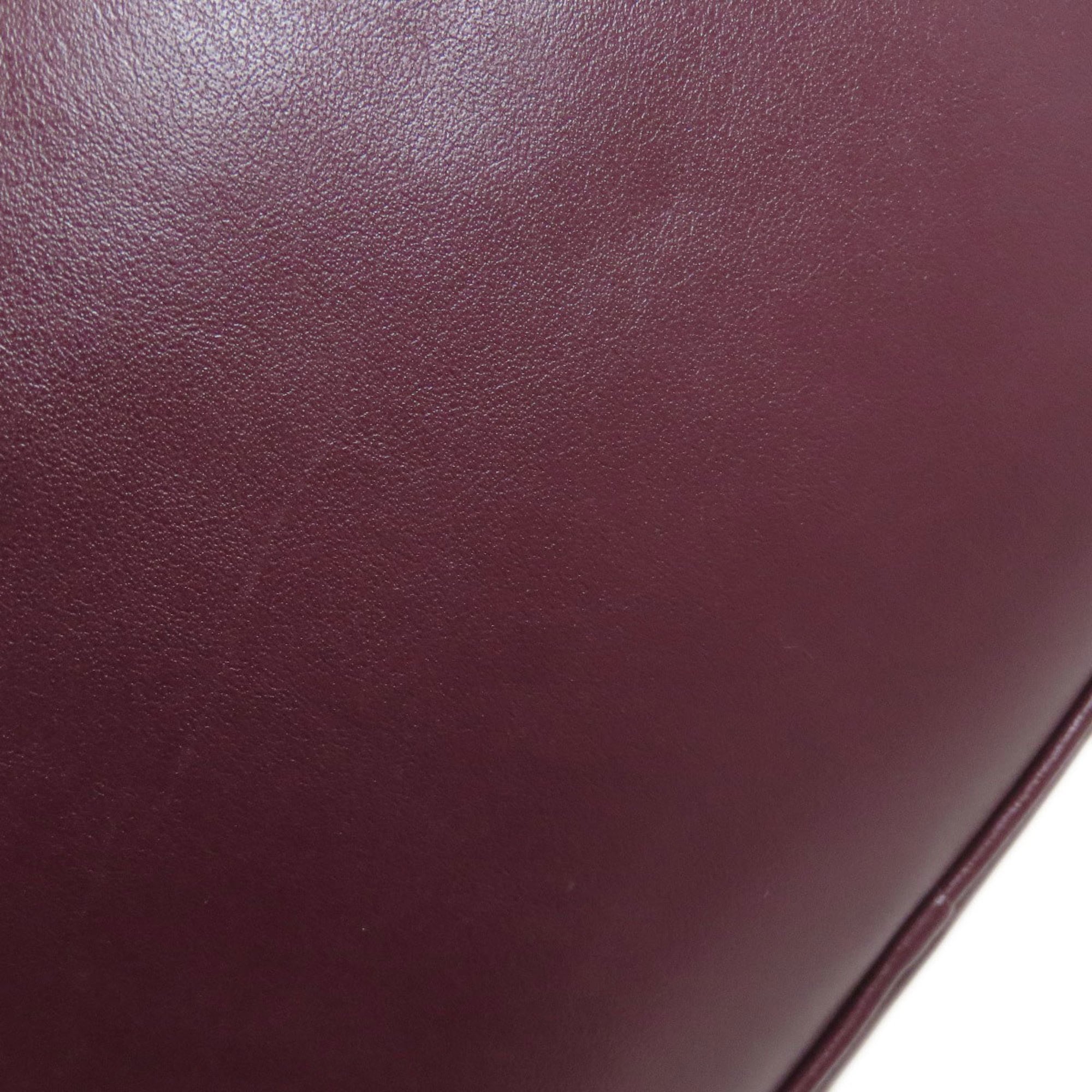 Salvatore Ferragamo Bordeaux Leather Shoulder Bag (Pre-Owned)