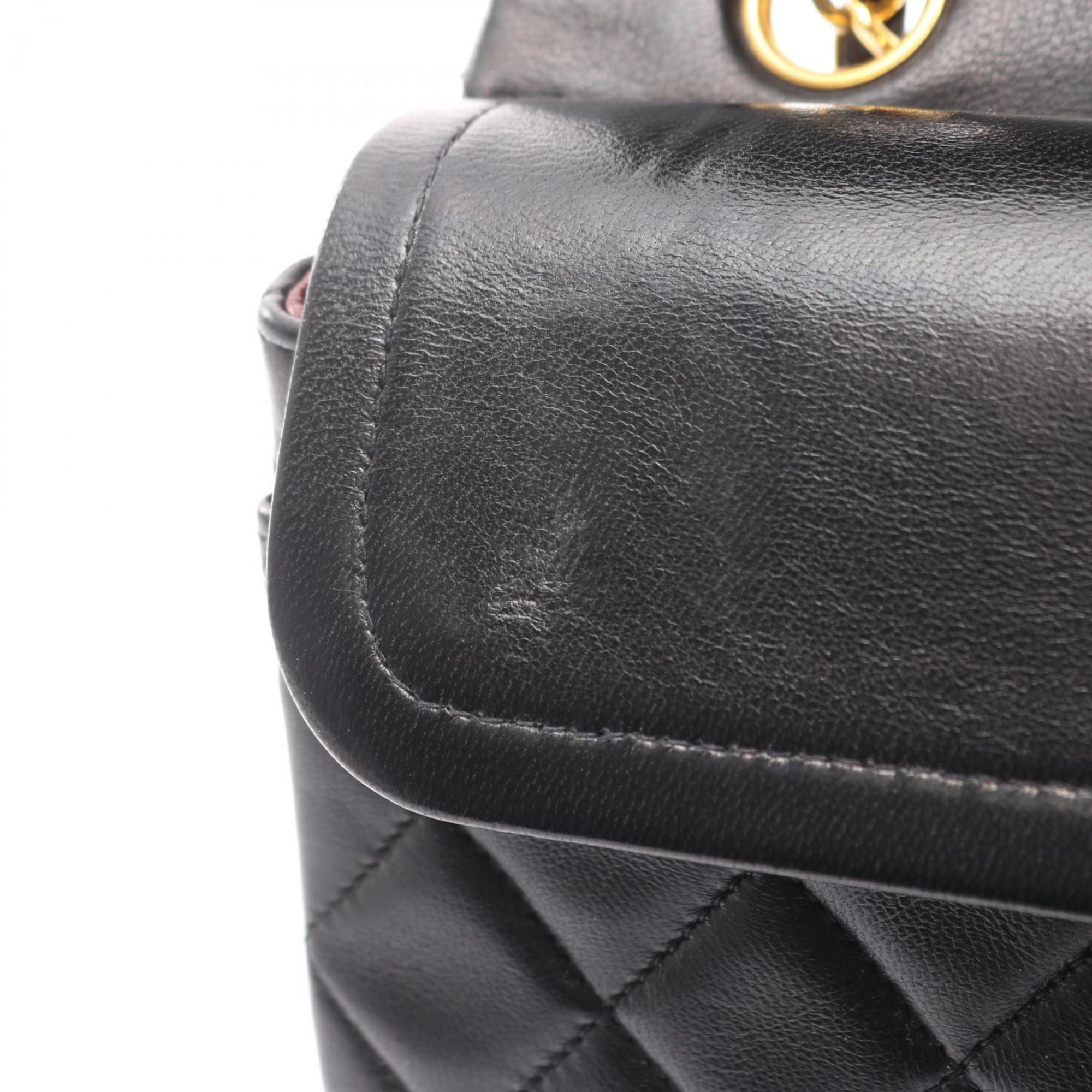 Chanel Black Leather Shoulder Bag (Pre-Owned)