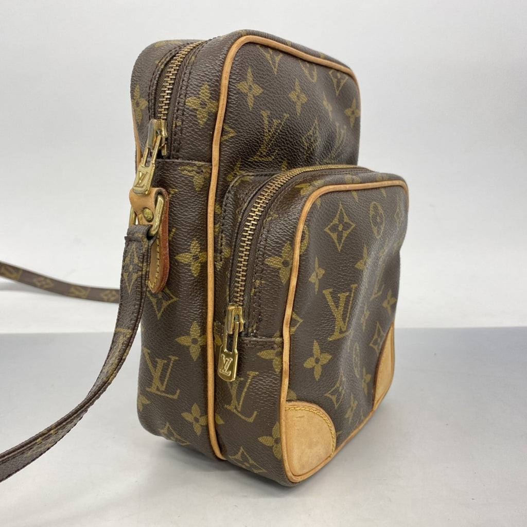 Louis Vuitton Brown Shoulder Bag (Pre-Owned)