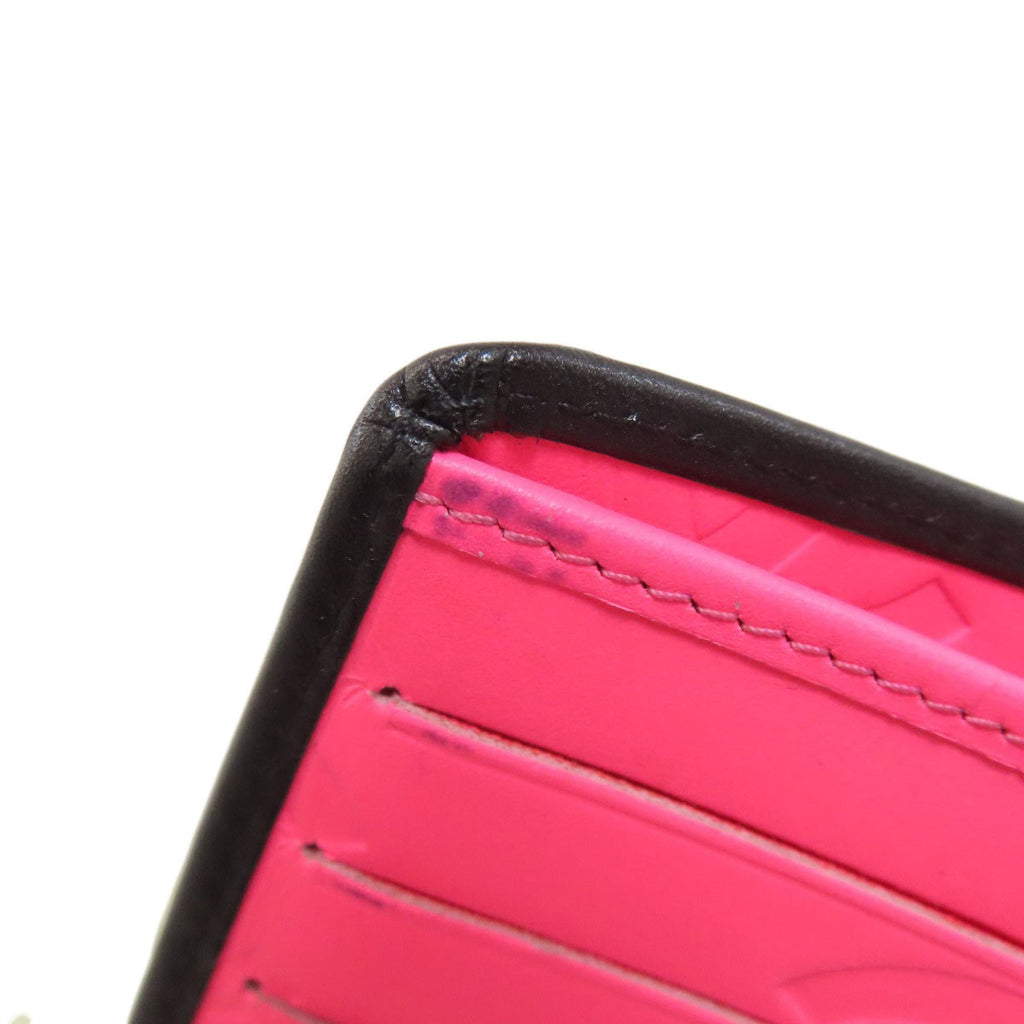 Chanel Black Leather Wallet (Bi-Fold) (Pre-Owned)