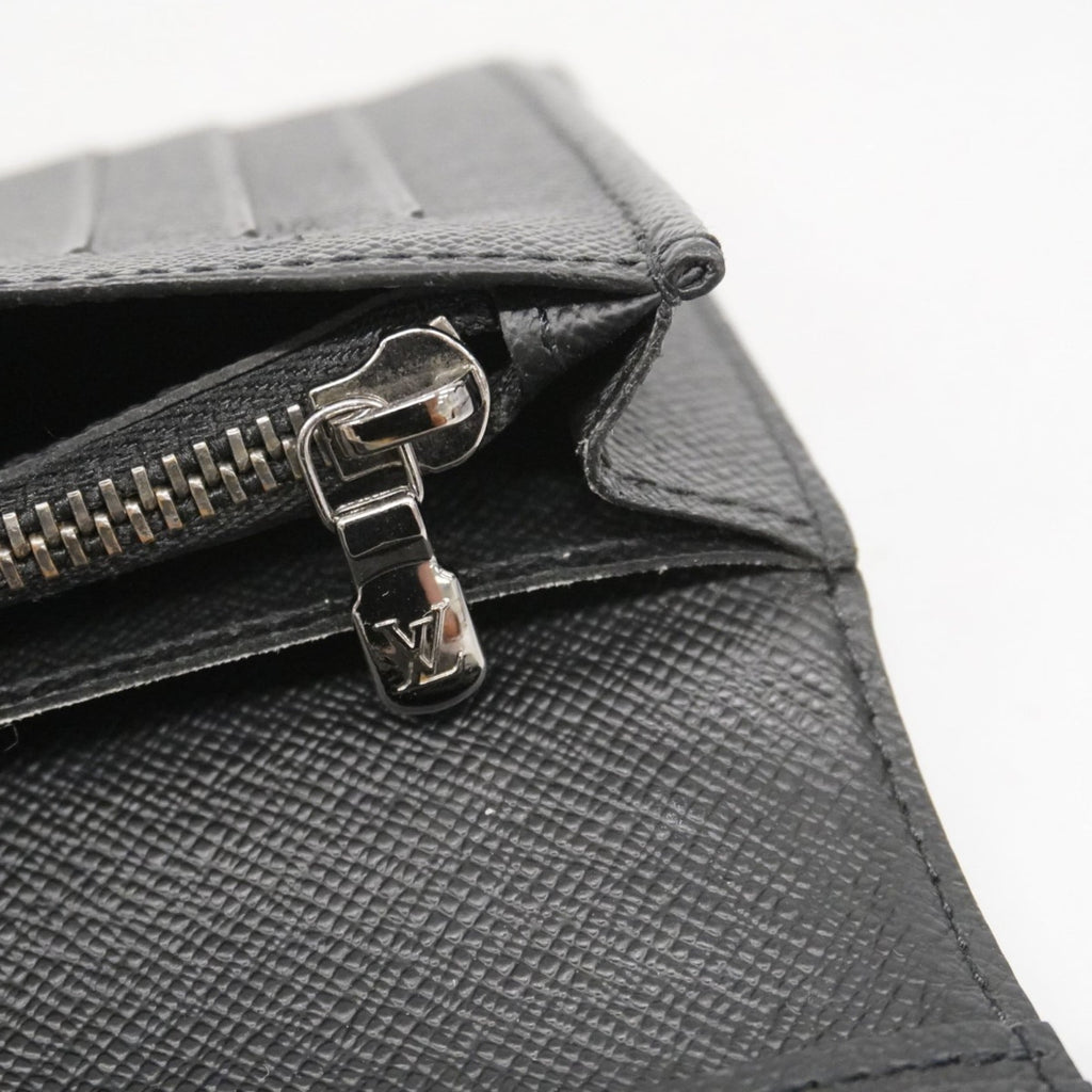 Louis Vuitton Black Long Wallet (Bi-Fold) (Pre-Owned)