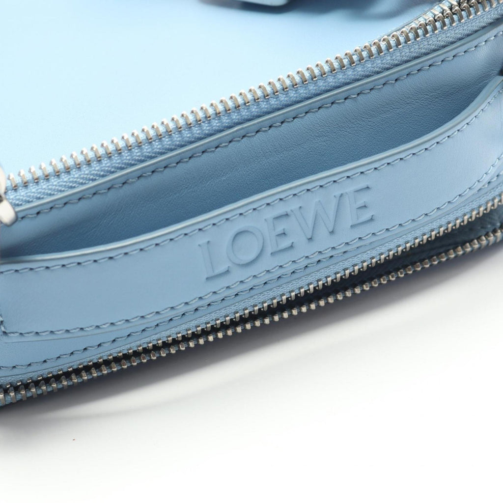 Loewe Blue Leather Handbag (Pre-Owned)