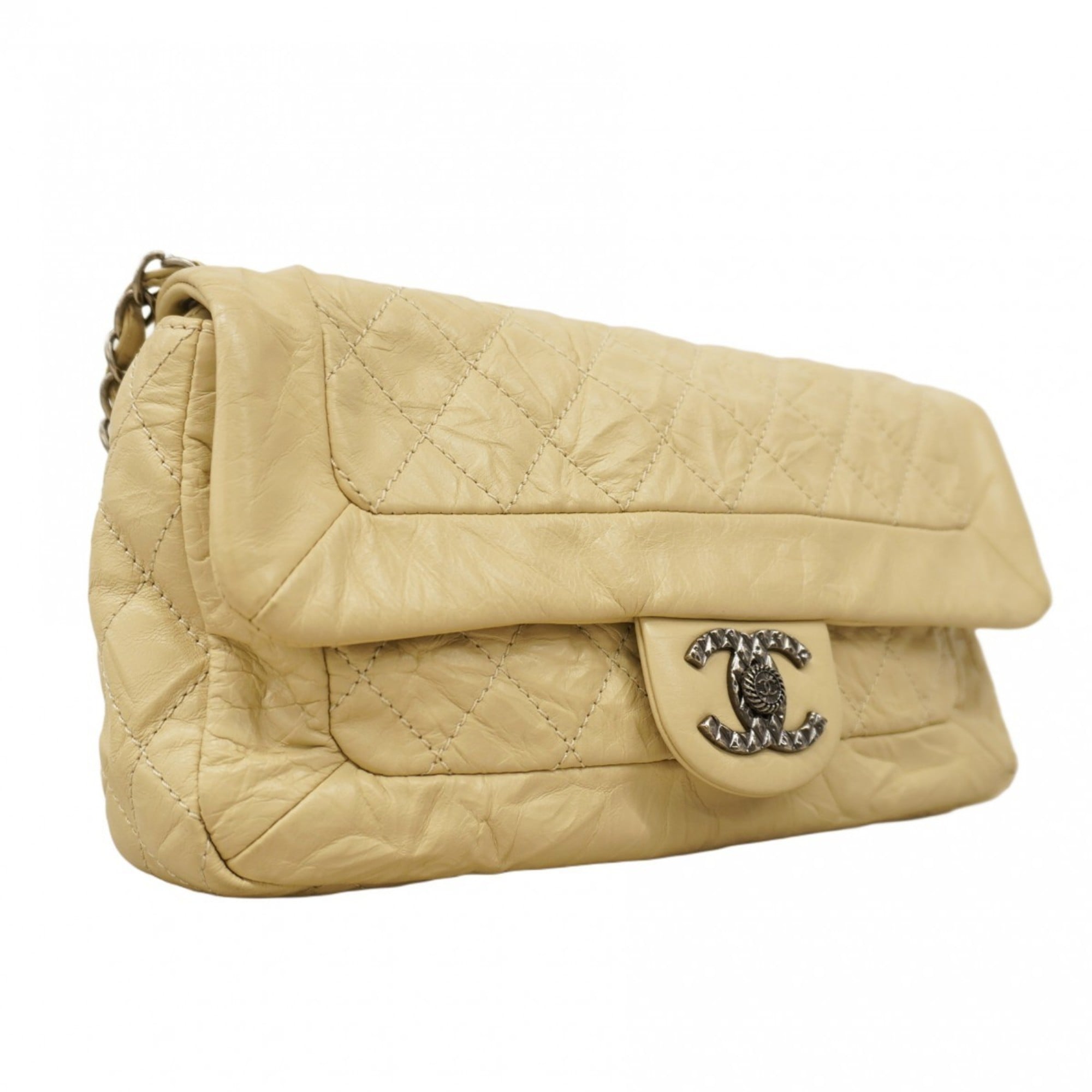 Chanel Beige Leather Shoulder Bag (Pre-Owned)