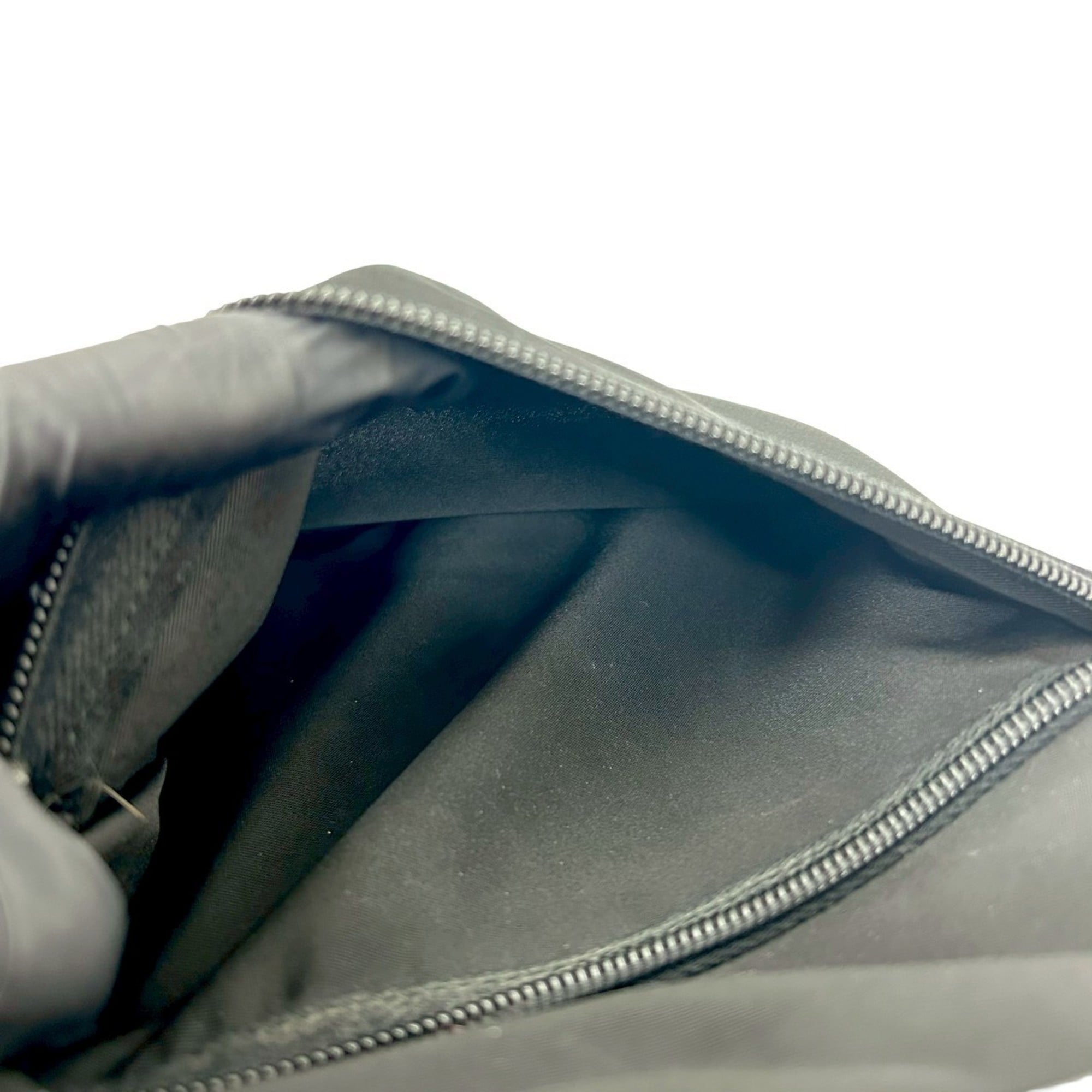 Prada Black Nylon Leather Shoulder Bag (Pre-Owned)