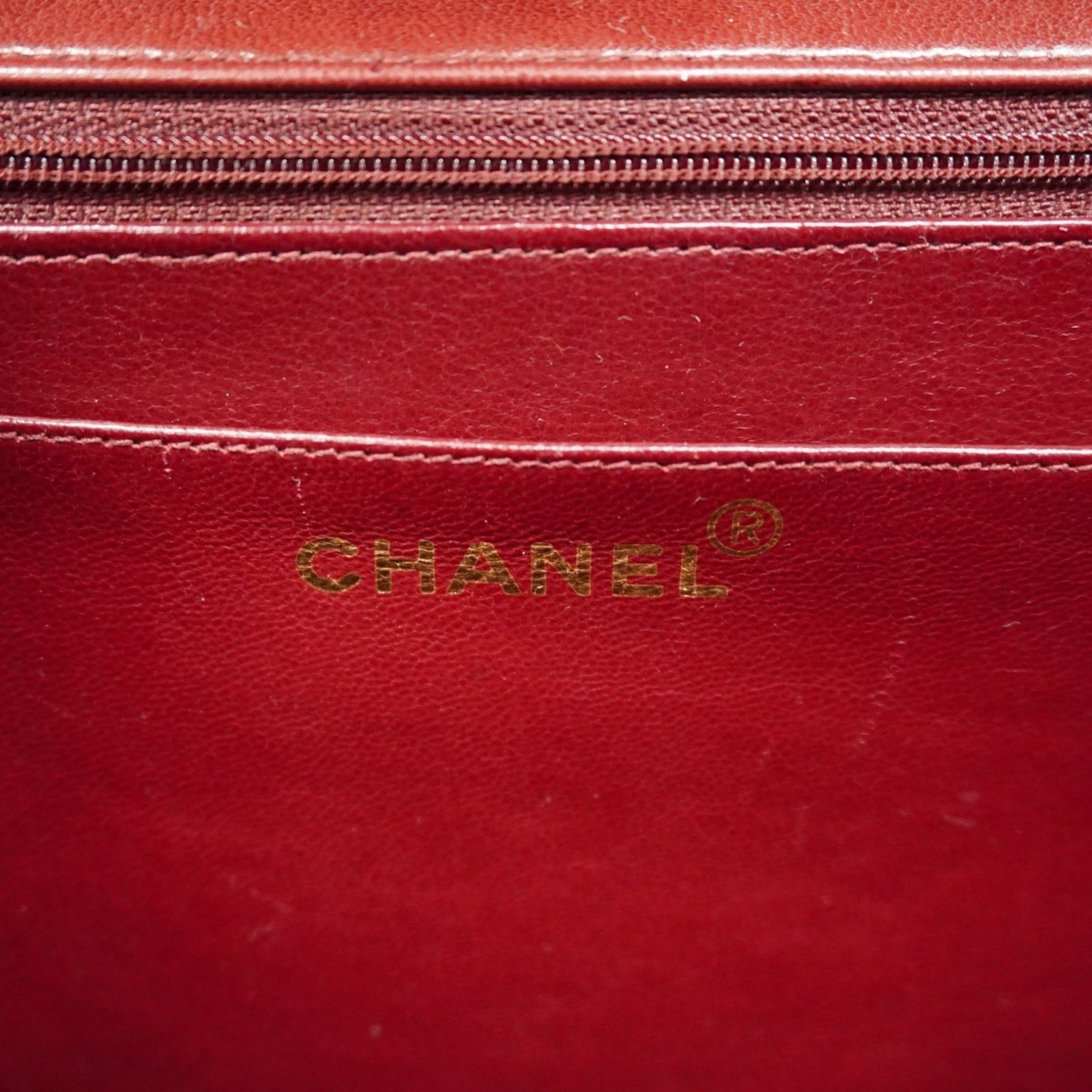 Chanel Bordeaux Leather Shoulder Bag (Pre-Owned)
