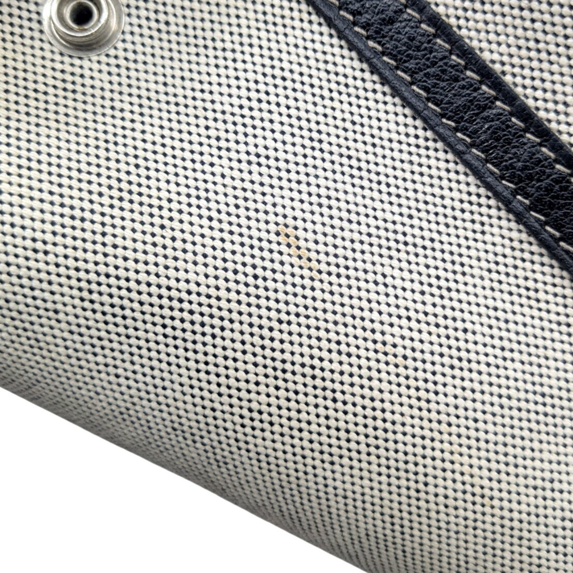 Hermes Black Canvas Leather Shoulder Bag (Pre-Owned)