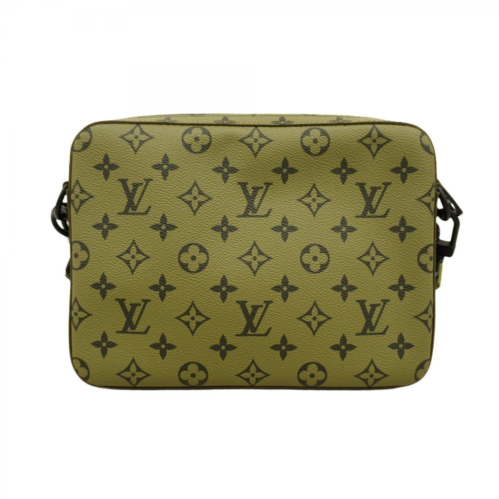 Louis Vuitton Khaki Shoulder Bag (Pre-Owned)