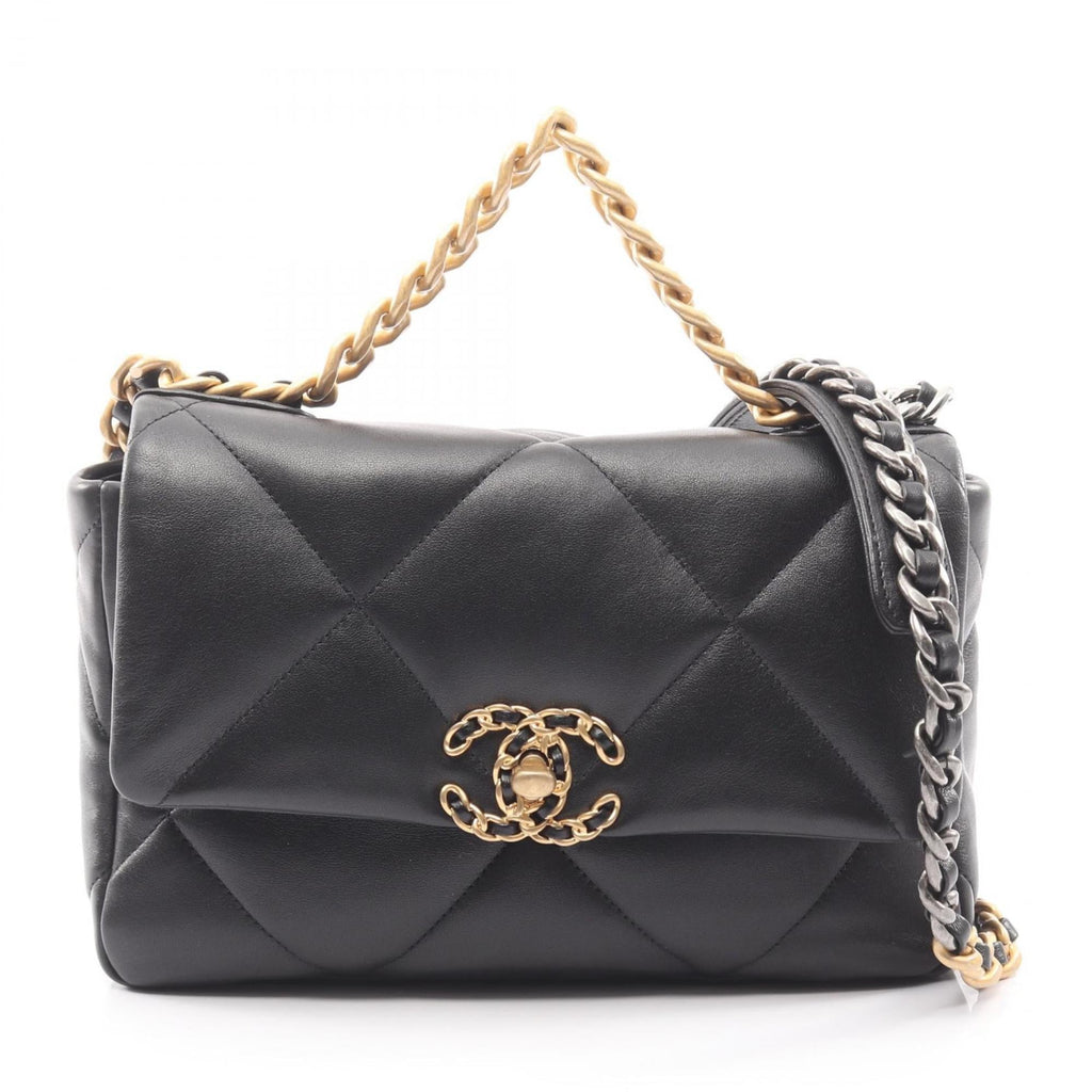 Chanel Black Leather Shoulder Bag (Pre-Owned)