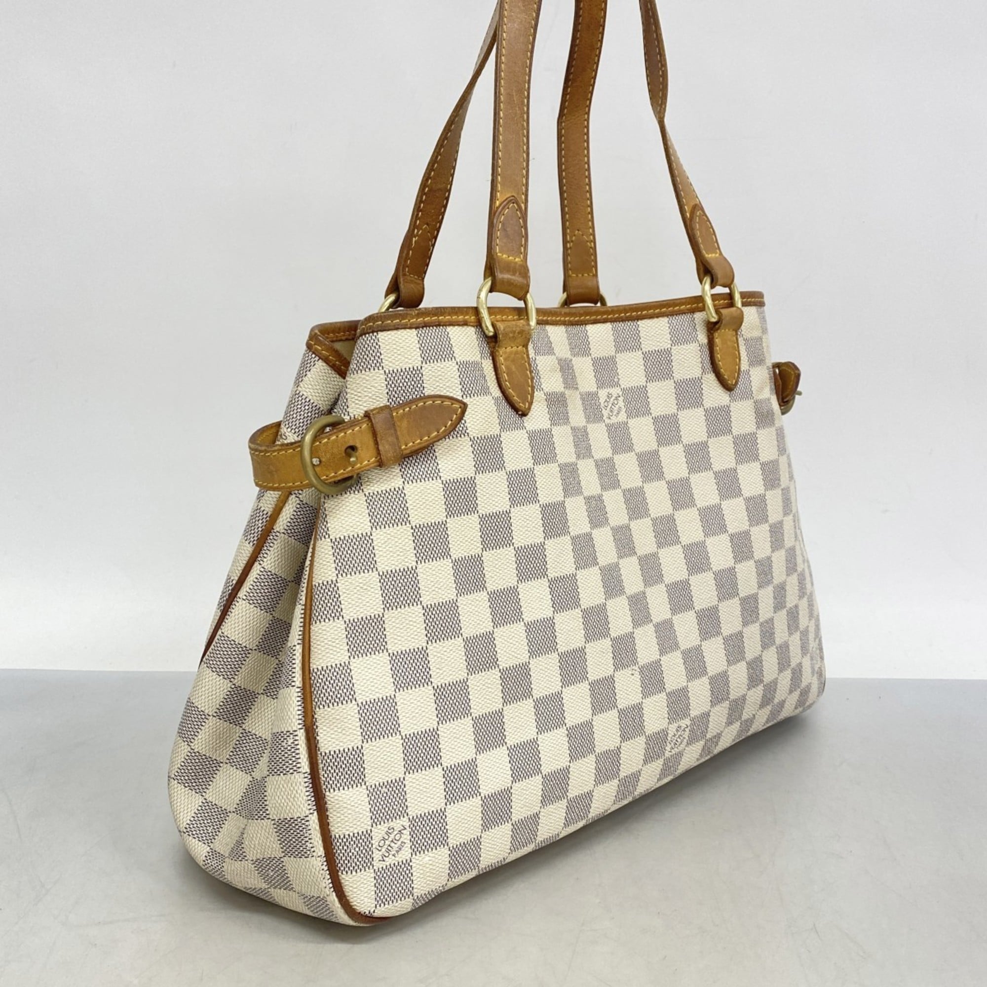 Louis Vuitton White Tote Bag (Pre-Owned)