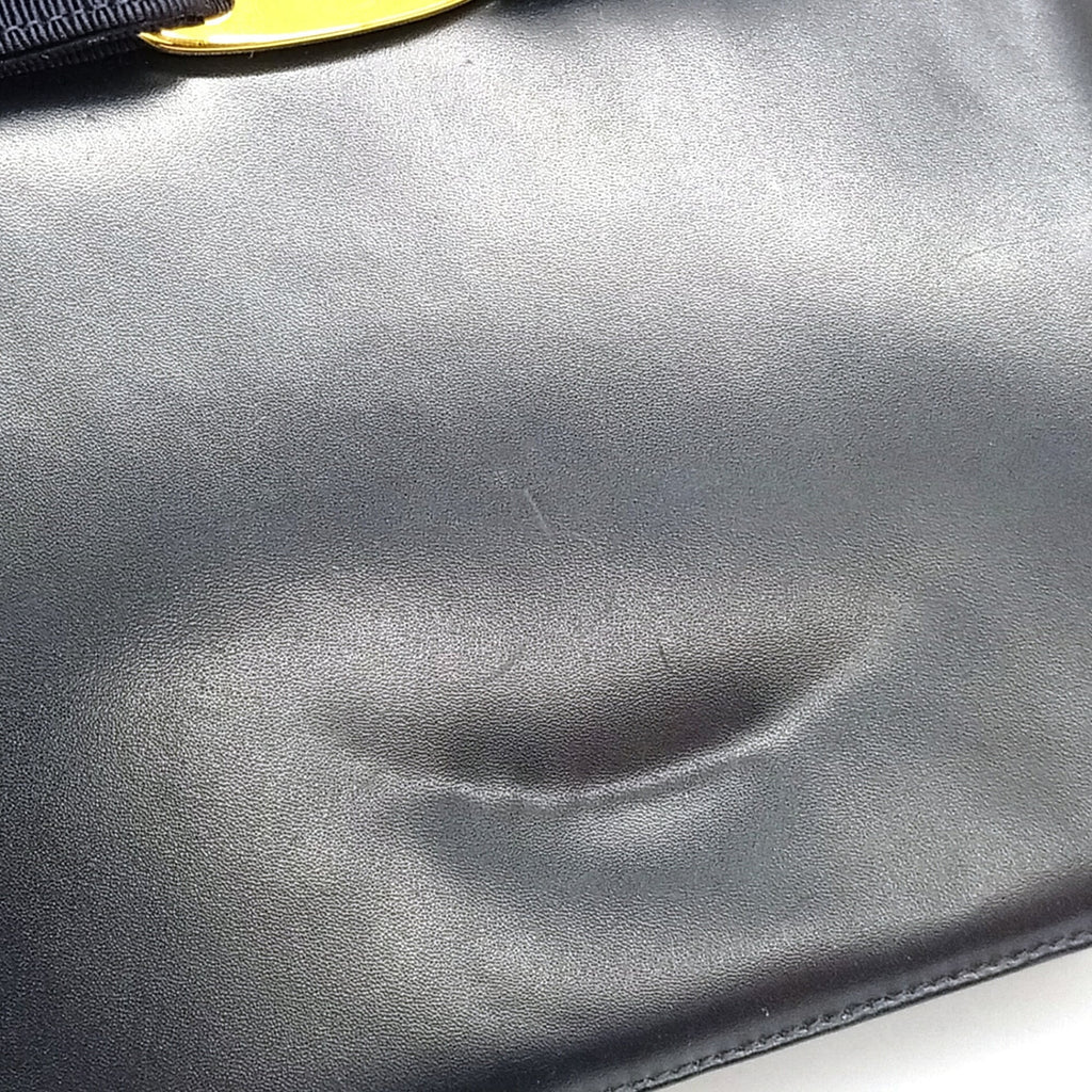 Salvatore Ferragamo Navy Leather Handbag (Pre-Owned)