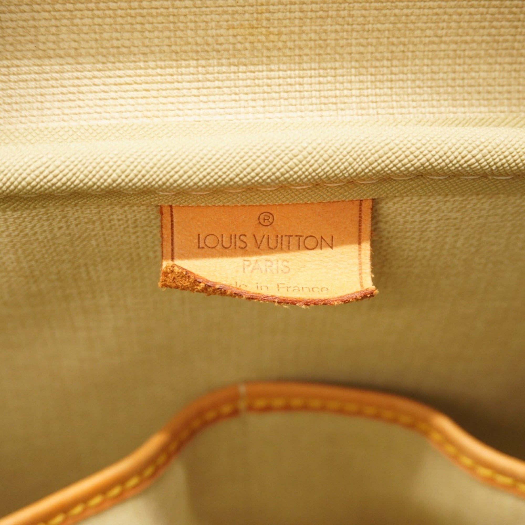 Louis Vuitton Brown Handbag (Pre-Owned)