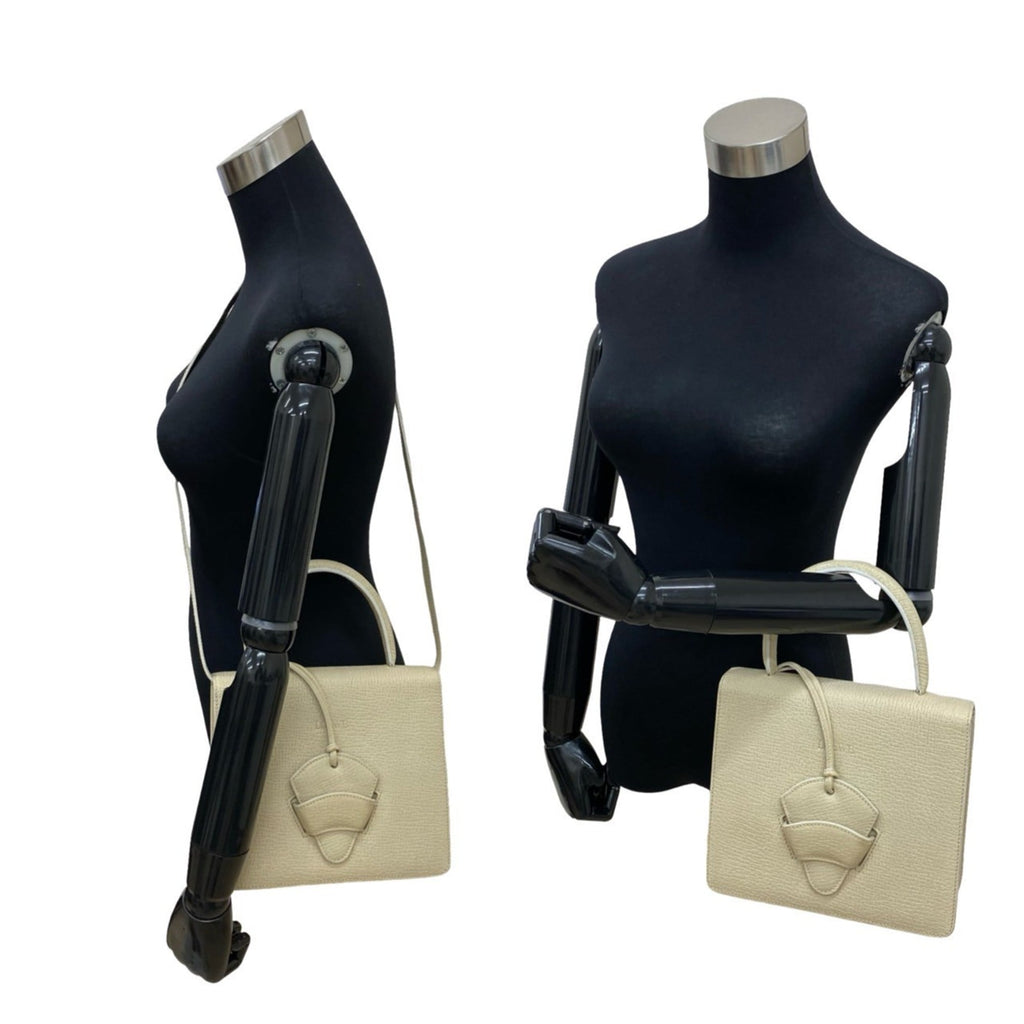 Loewe Beige Leather Handbag Shoulder Bag (Pre-Owned)