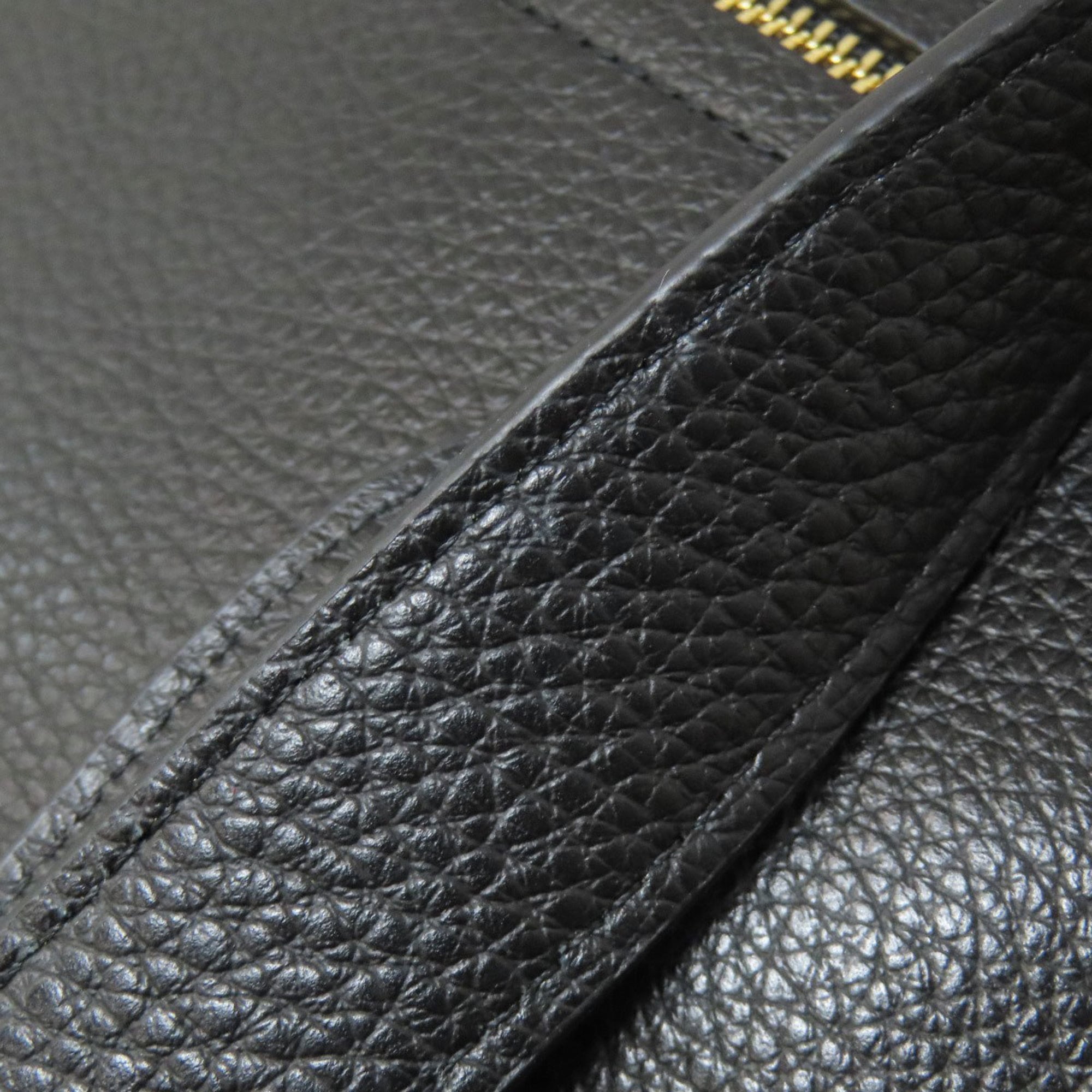 Coach Black Leather Shoulder Bag (Pre-Owned)