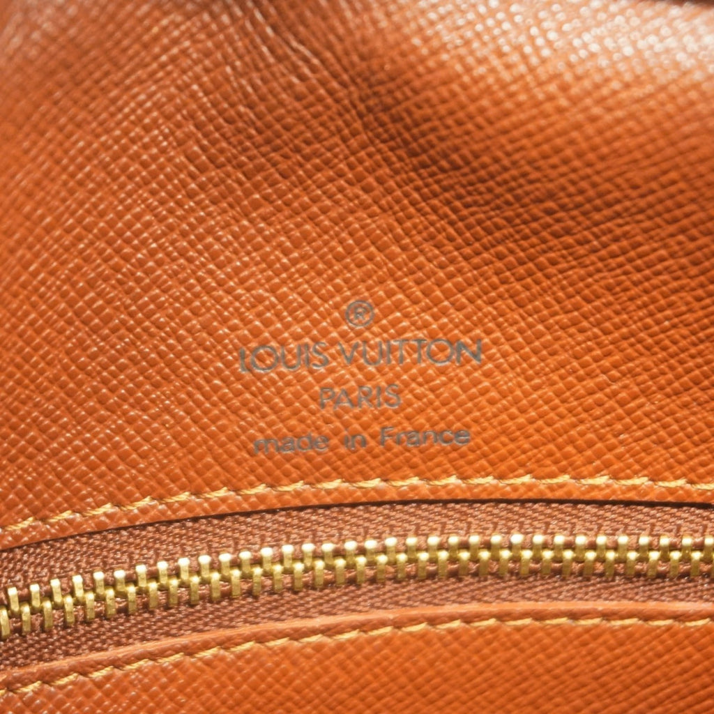 Louis Vuitton Brown Shoulder Bag (Pre-Owned)