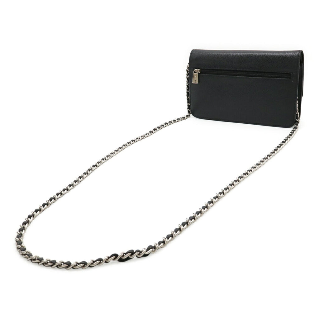 Chanel Black Grained Calfskin Pochette Shoulder Bag (Pre-Owned)
