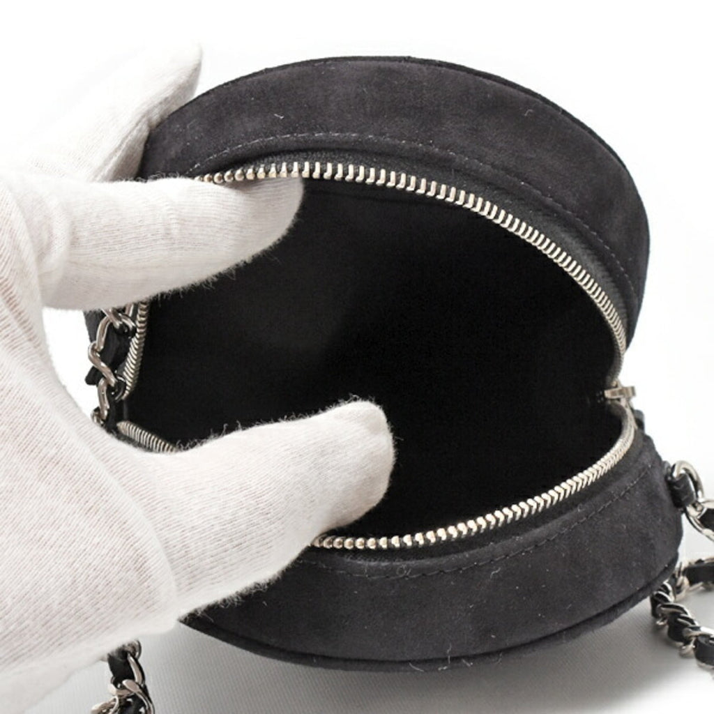 Chanel Matelasse Black Suede Shoulder Bag (Pre-Owned)