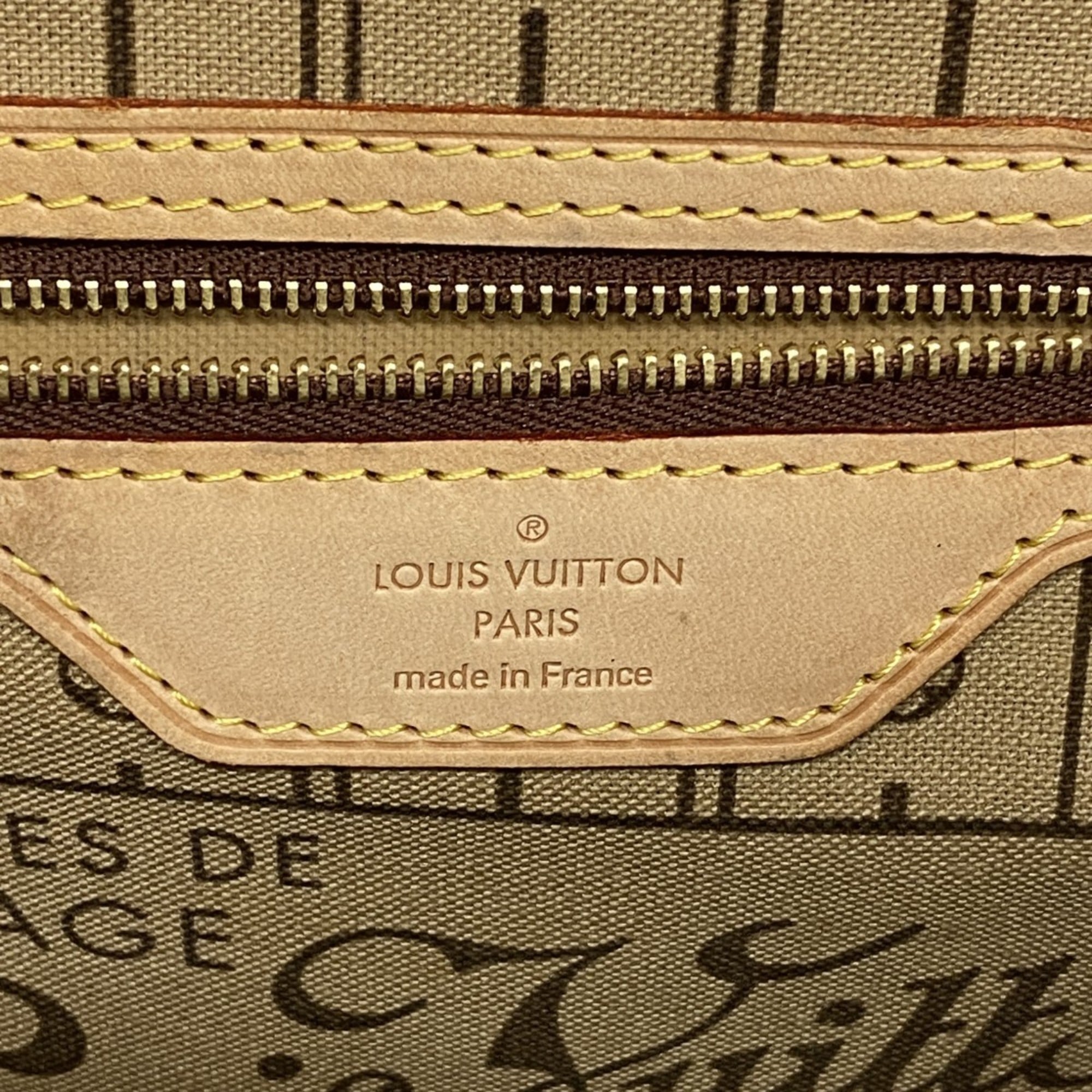 Louis Vuitton Brown Tote Bag (Pre-Owned)
