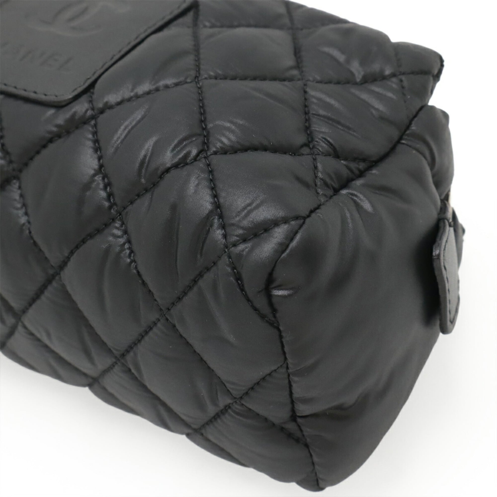 Chanel Black Nylon Wash Bag (Pre-Owned)