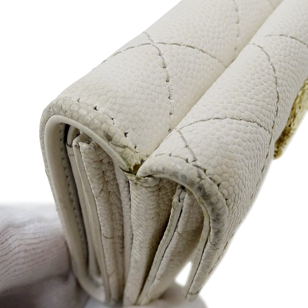 Chanel White Grained Calfskin Wallet (Tri-Fold) (Pre-Owned)