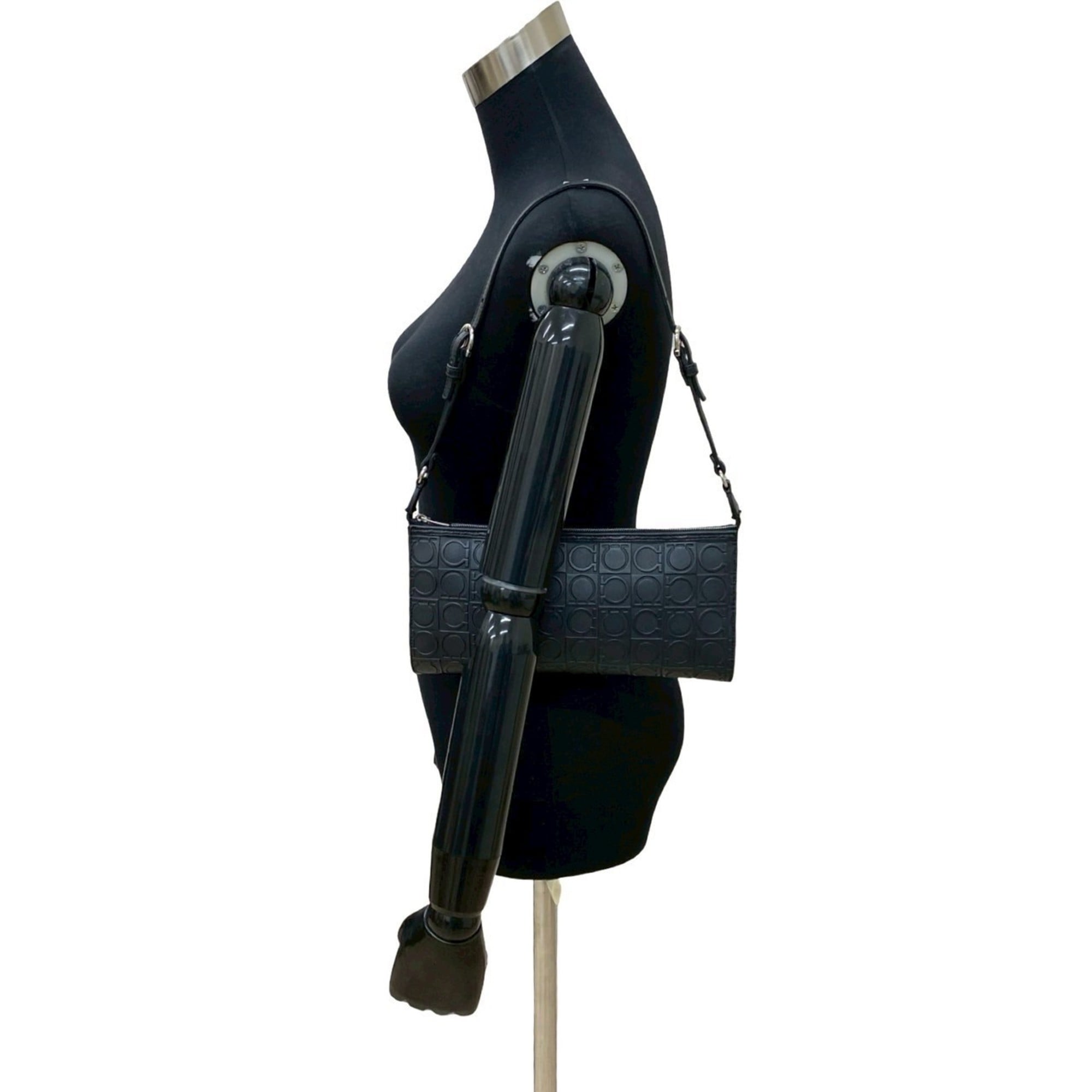 Salvatore Ferragamo Black Leather Handbag Shoulder Bag (Pre-Owned)